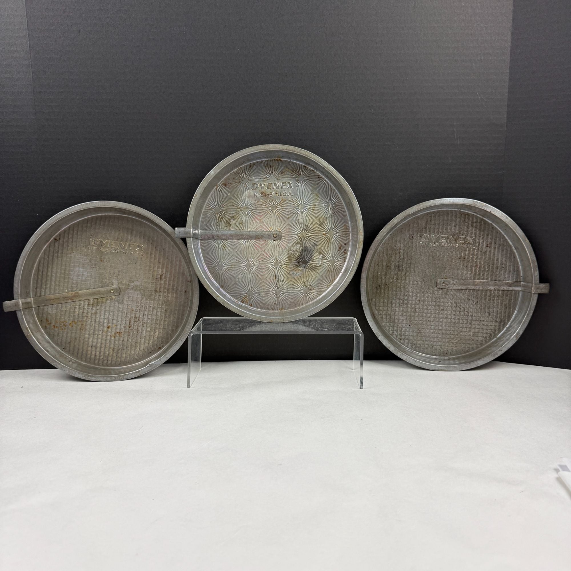 Vintage Ovenex Round Cake Pans with Slider Lot of 3