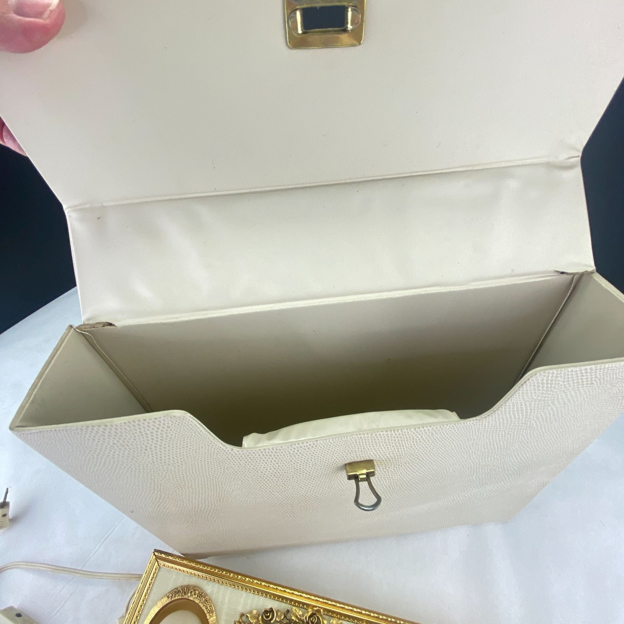 Vintage Matson Rose Lighted Makeup Mirror and Case