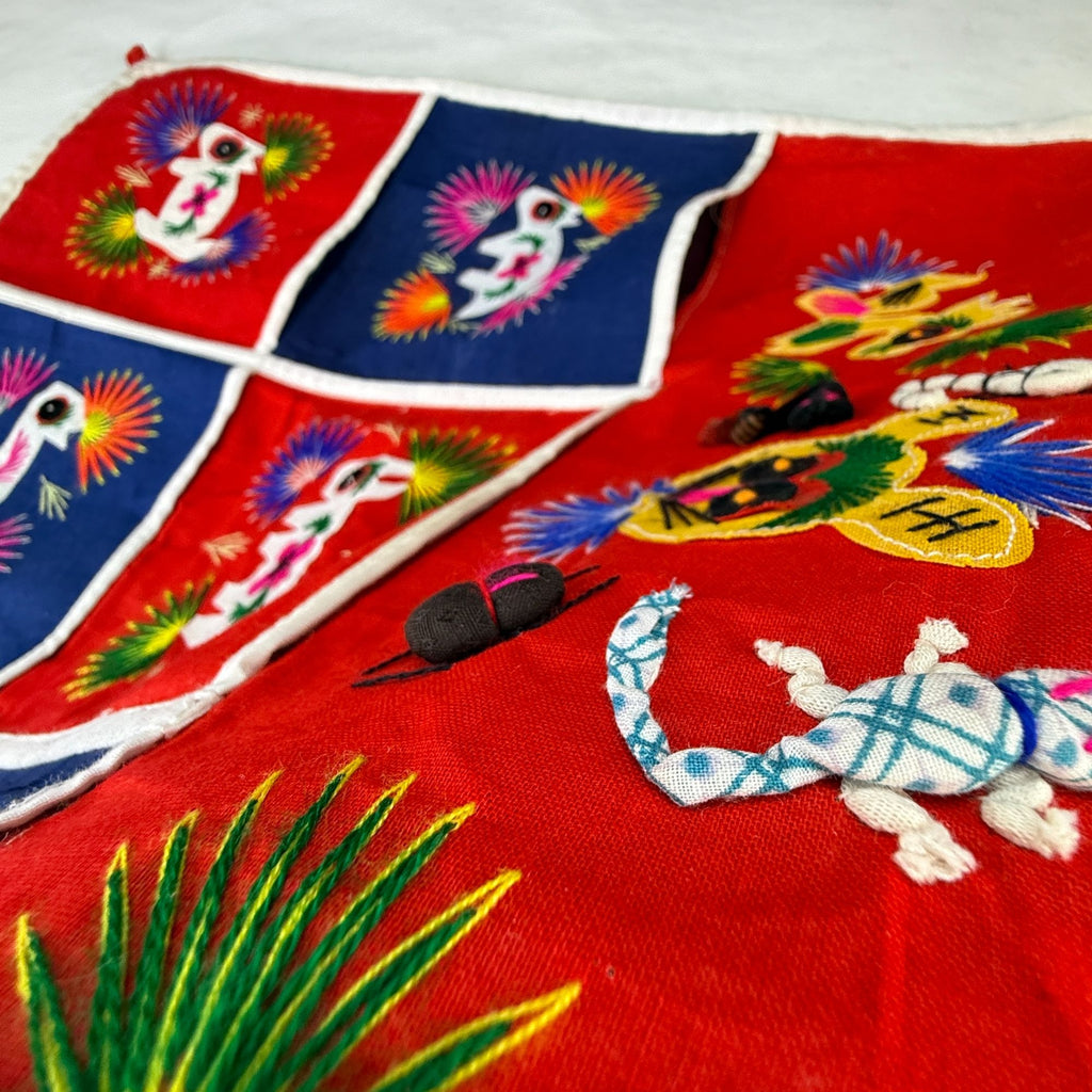 Vintage Chinese Embroidered Folk Art 6 Pocket Wall Hang Organizer