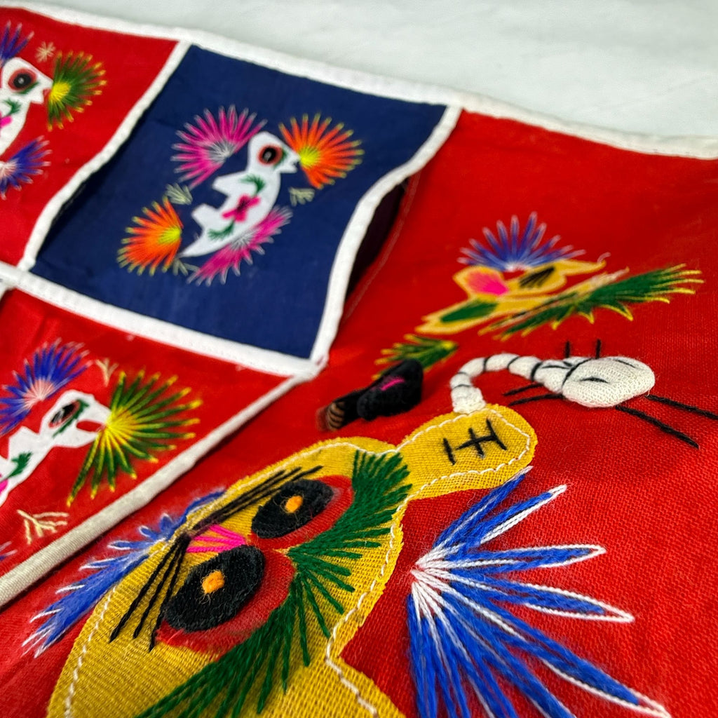 Vintage Chinese Embroidered Folk Art 6 Pocket Wall Hang Organizer