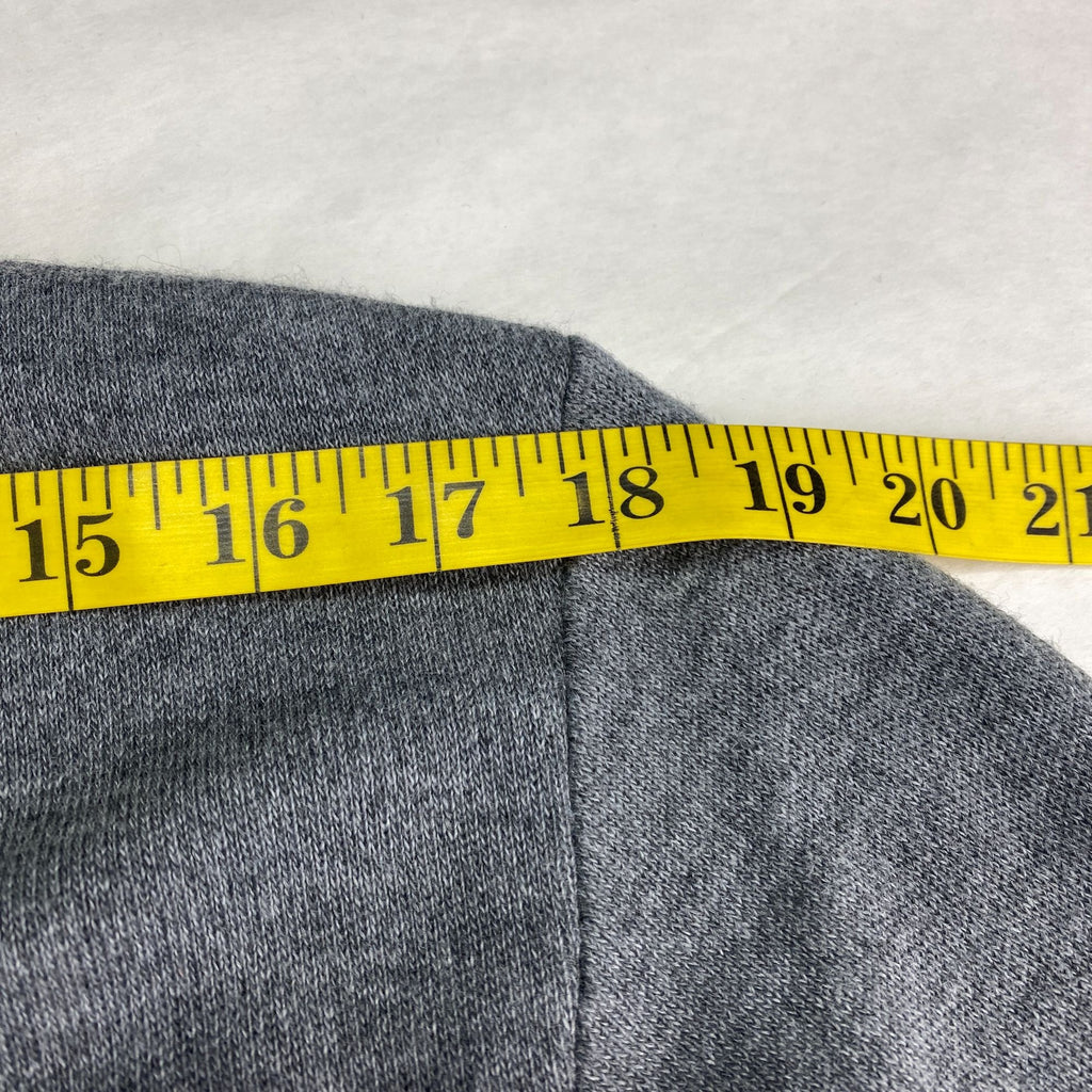 Vintage Royal Knight V Neck Men M Long Sleeve Pullover Sweater Gray