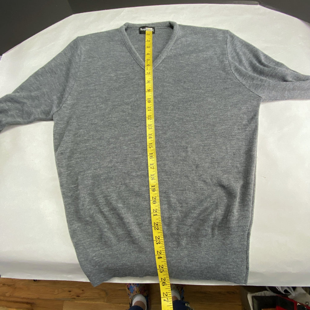 Vintage Royal Knight V Neck Men M Long Sleeve Pullover Sweater Gray