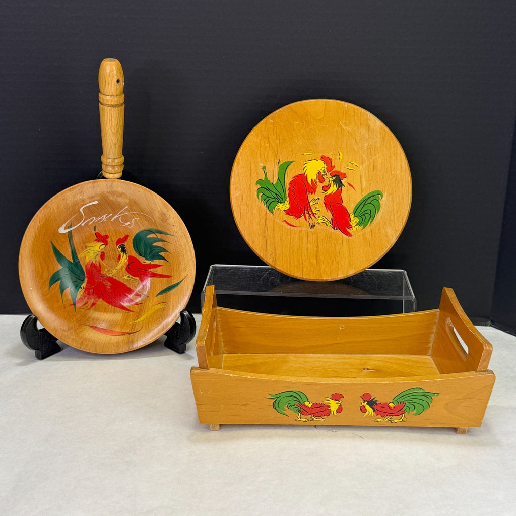 Vintage Chicken Rooster Wood Serving Bowls and Burger Press Lot of 3