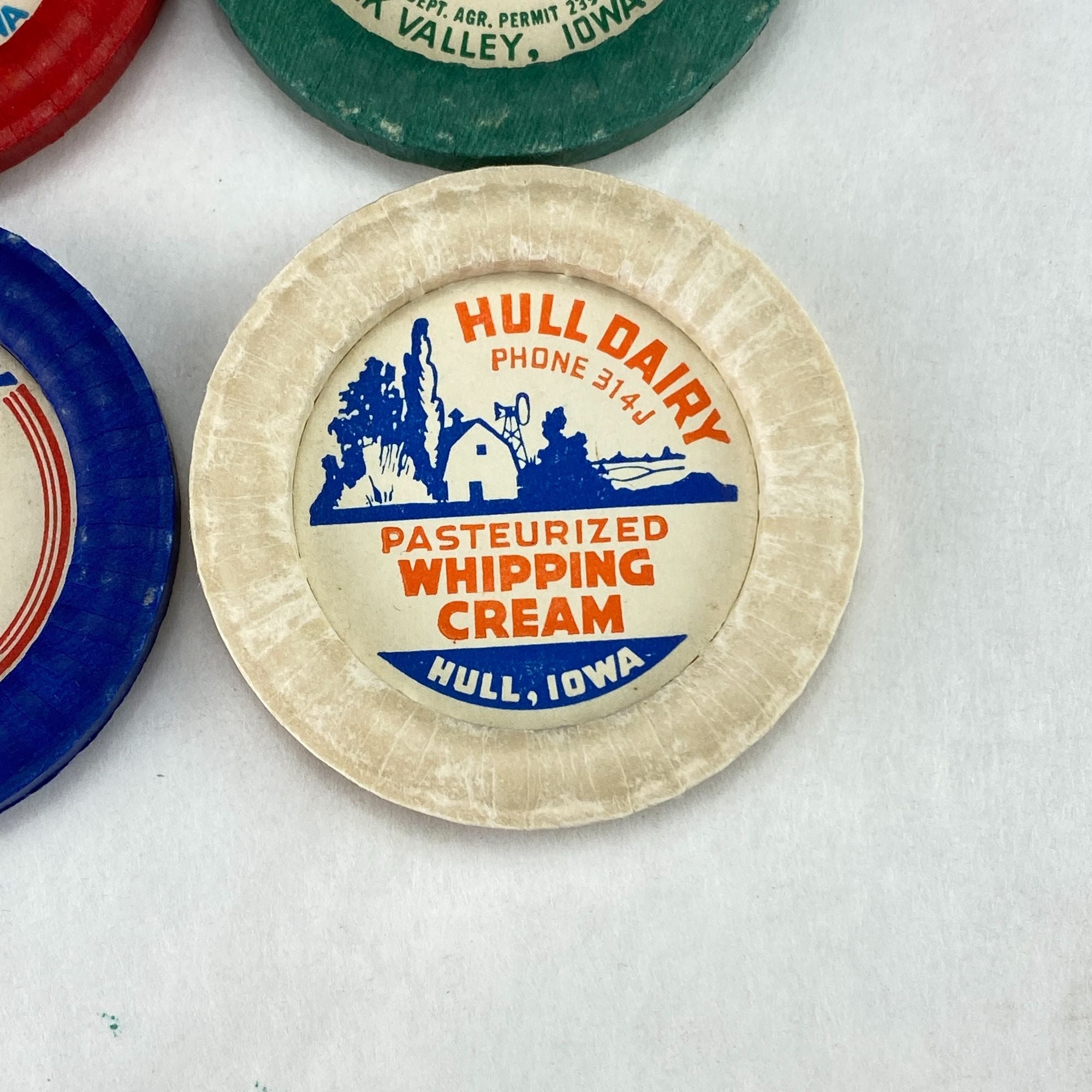 Vintage Unused Iowa Milk Bottle Caps from Hull and Home Dairy Lot of 4
