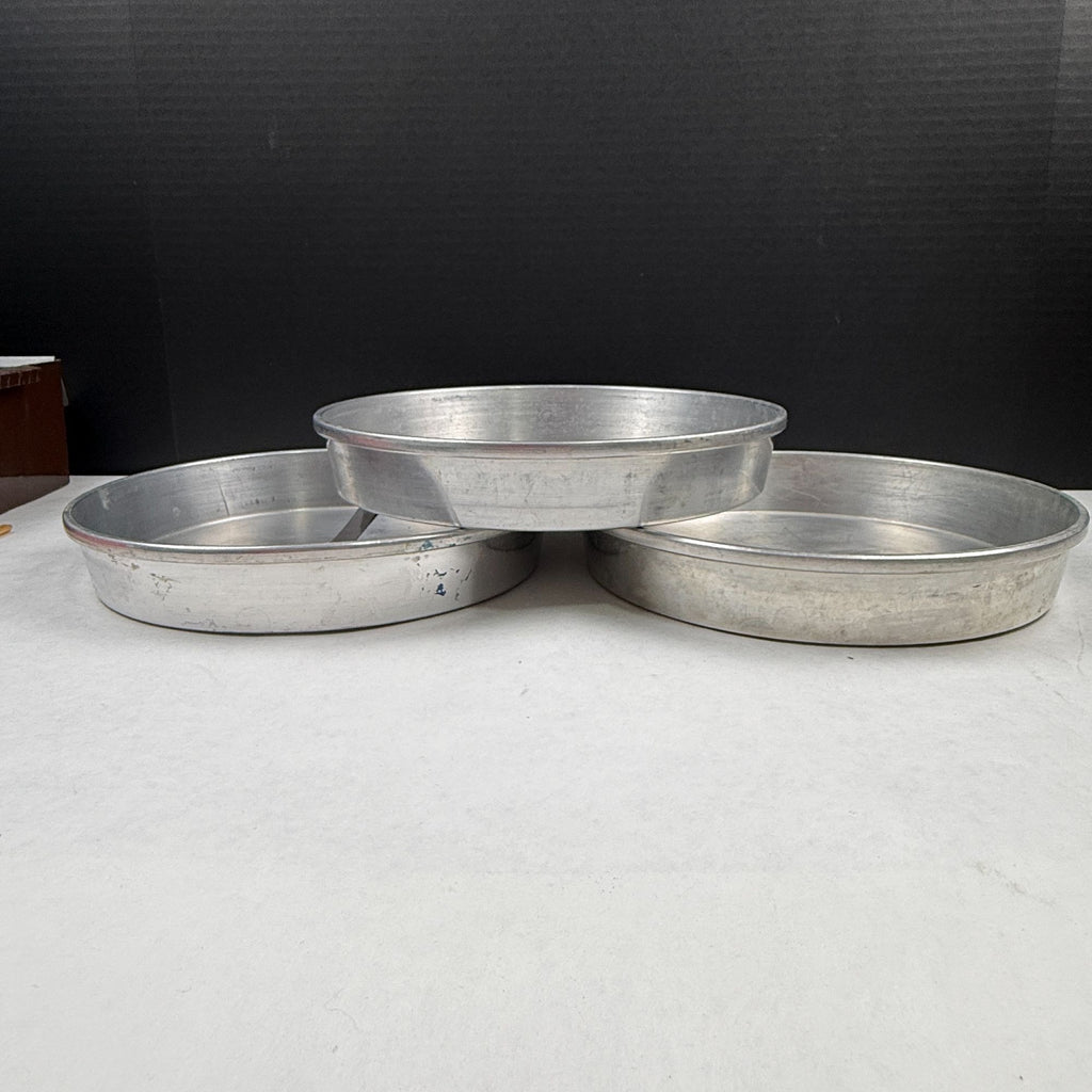 Vintage Kitchen Pride Extra Heavy Aluminum Round Cake Pans 3-Piece Set