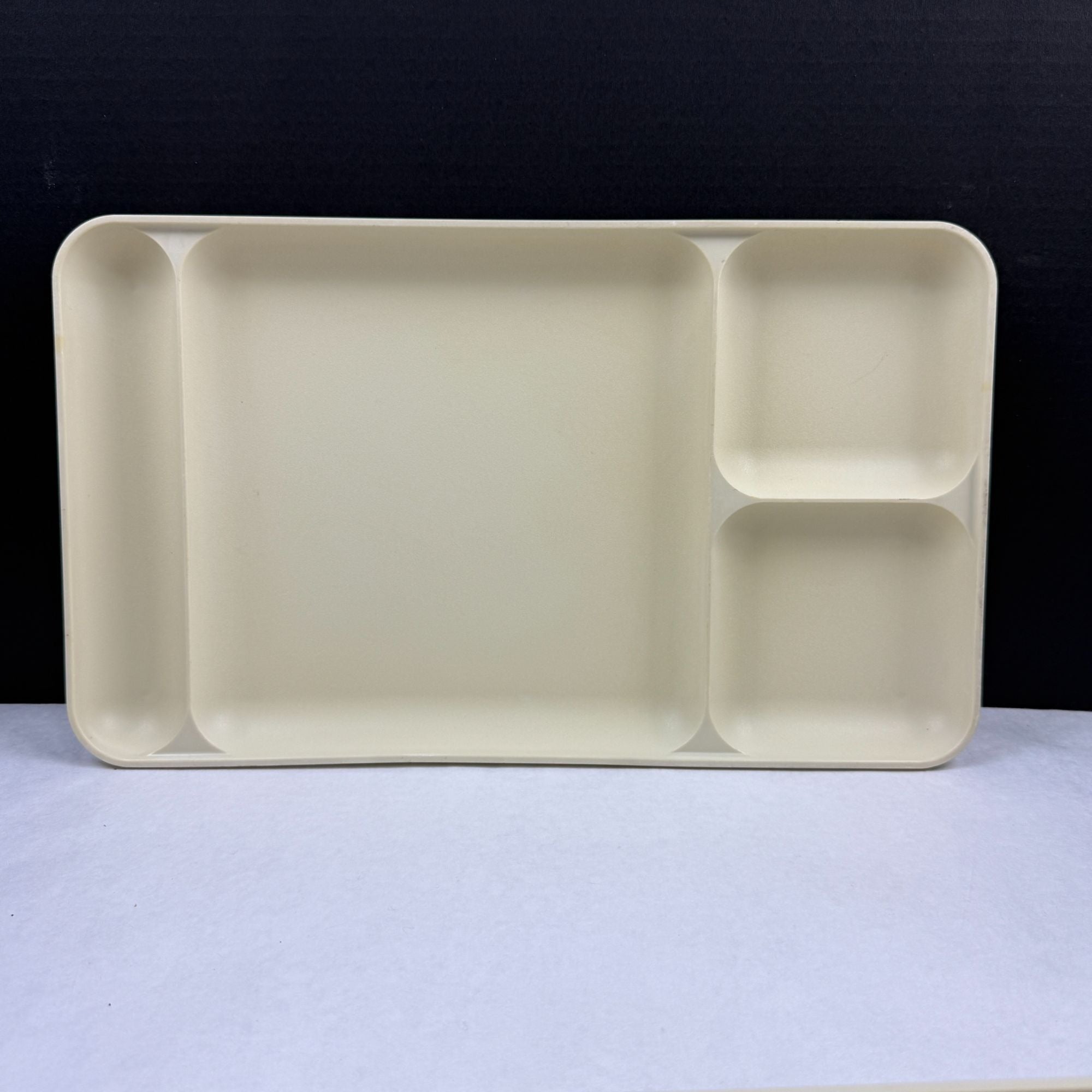 Vintage Tupperware 1535-5 Almond Divided Trays Set of 5