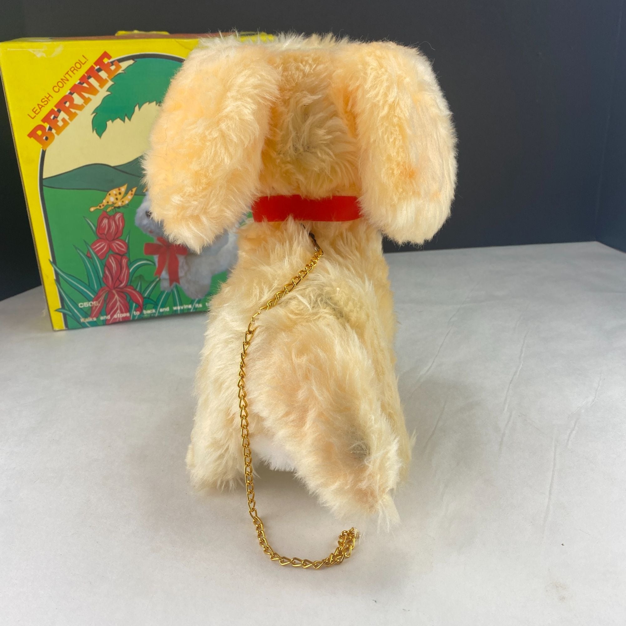Vintage Bernie Leash Control Toy Walking Wags Tail Barks Plush Dog