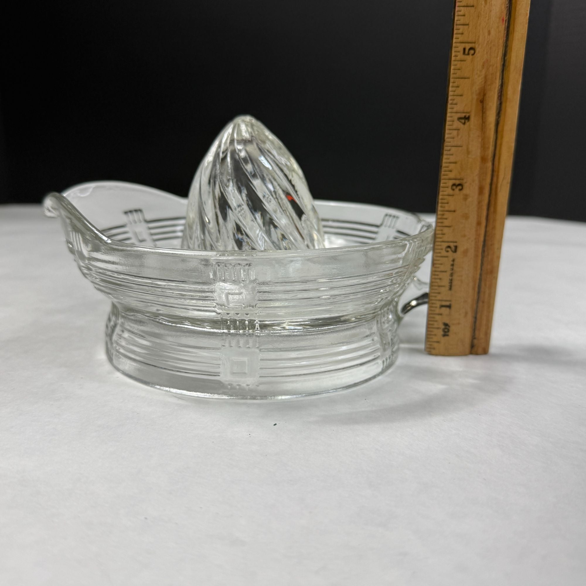 Vintage Hazel Atlas Crisscross Clear Glass Juicer Reamer With Handle & Spout