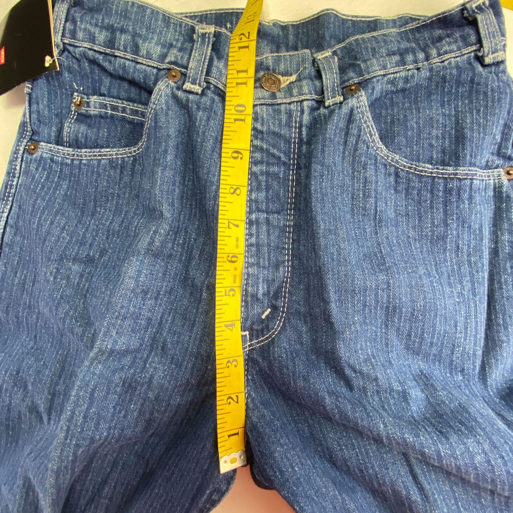 Levi Movin On Straight Leg Snug Fit Size 32x32 New with Tag