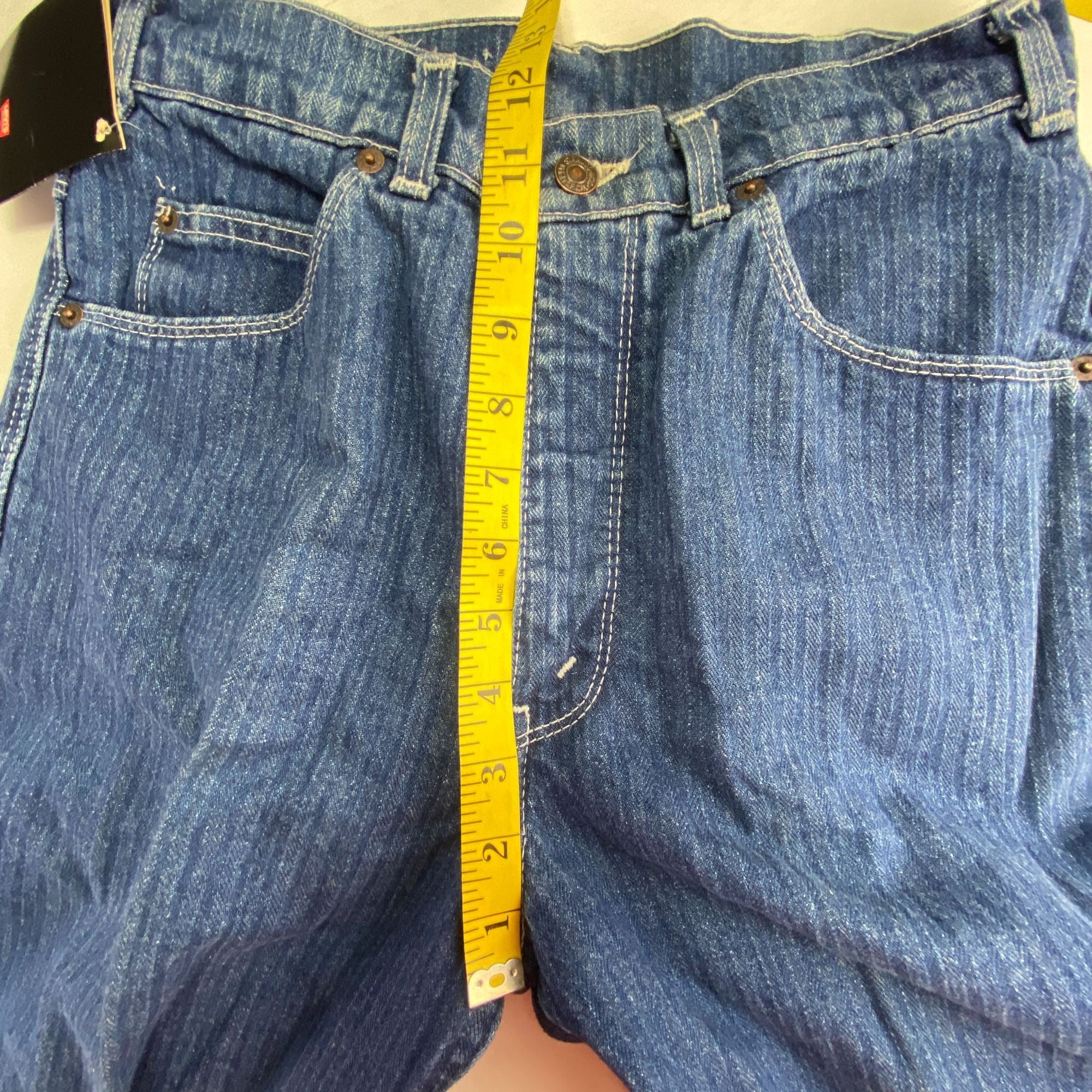 Levi Movin On Straight Leg Snug Fit Size 32x32 New with Tag