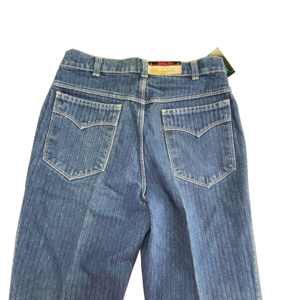 Levi Movin On Straight Leg Snug Fit Size 32x32 New with Tag