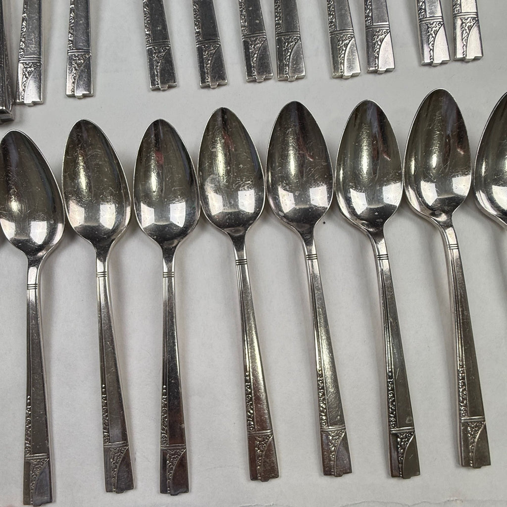 Vintage 1937 Oneida Nobility Plate Caprice Flatware 85 pieces