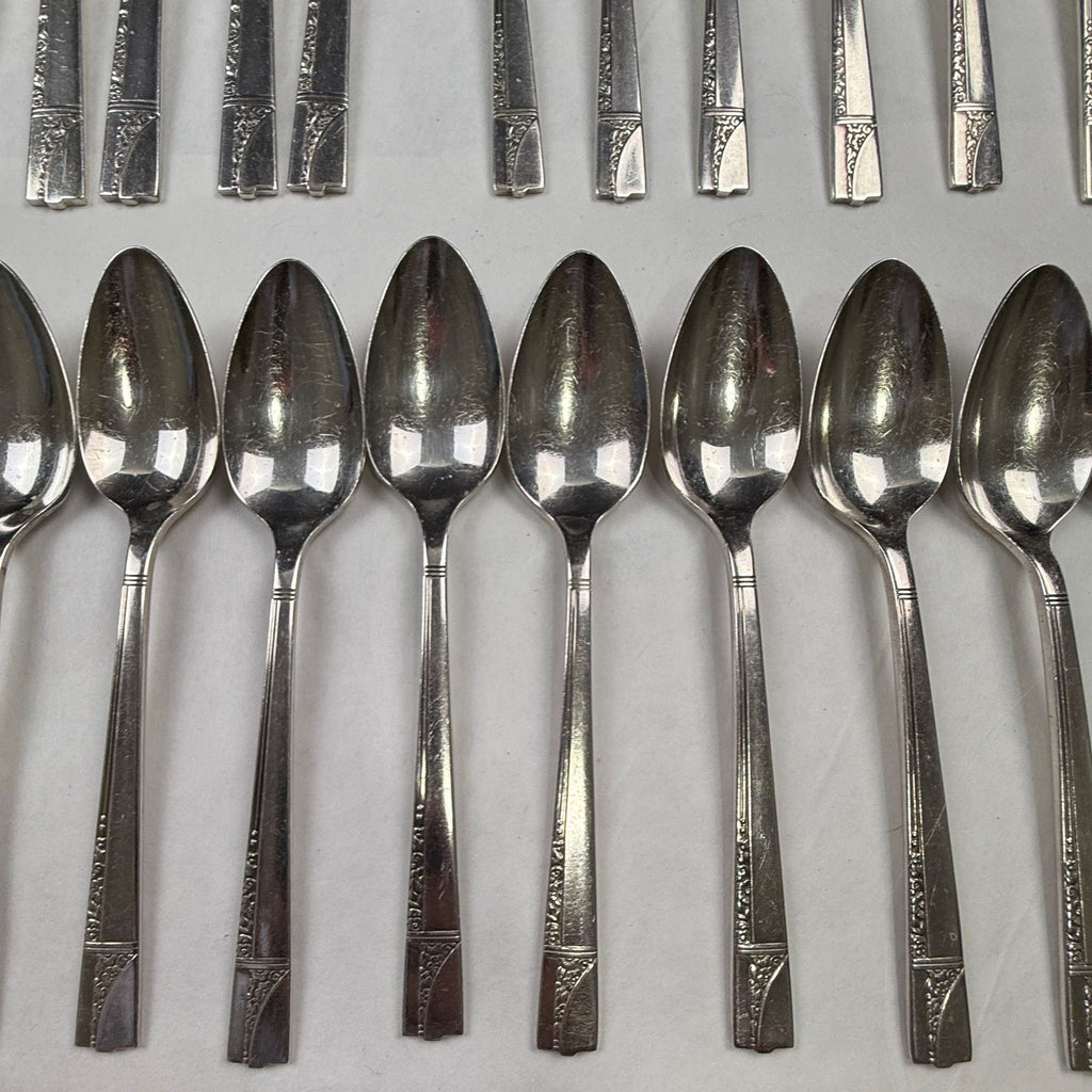 Vintage 1937 Oneida Nobility Plate Caprice Flatware 85 pieces