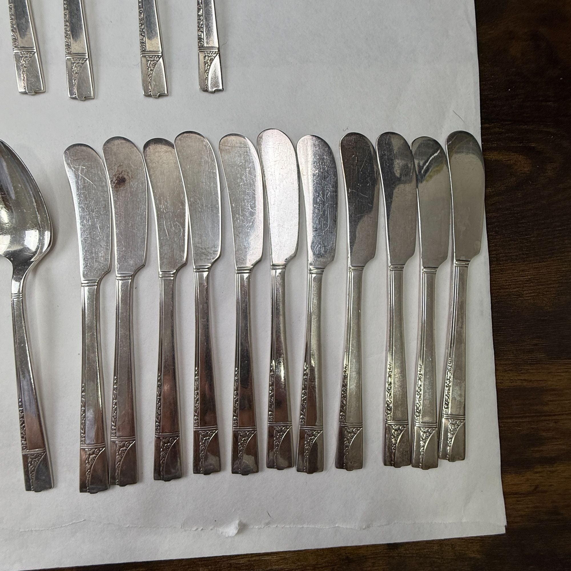 Vintage 1937 Oneida Nobility Plate Caprice Flatware 85 pieces
