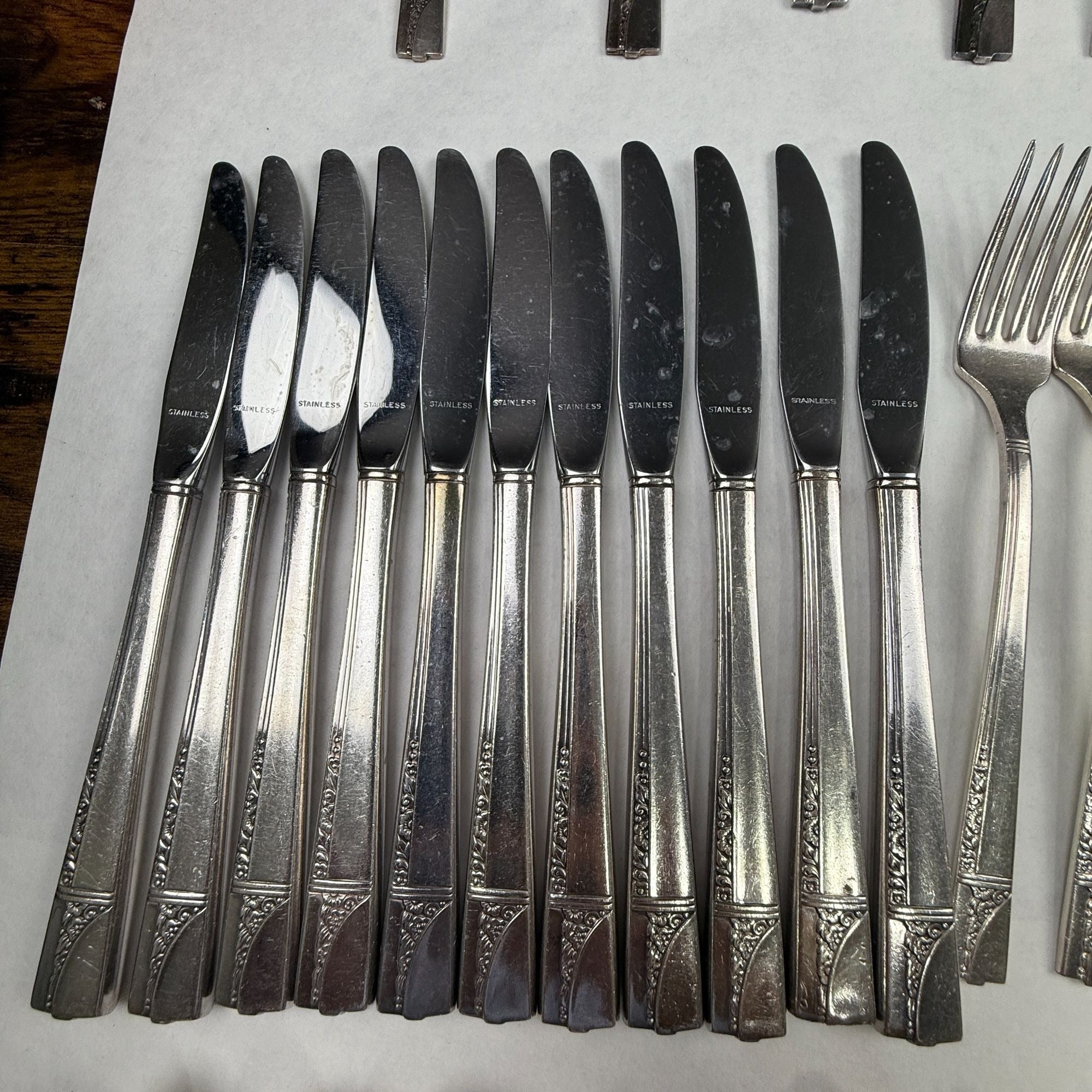 Vintage 1937 Oneida Nobility Plate Caprice Flatware 85 pieces