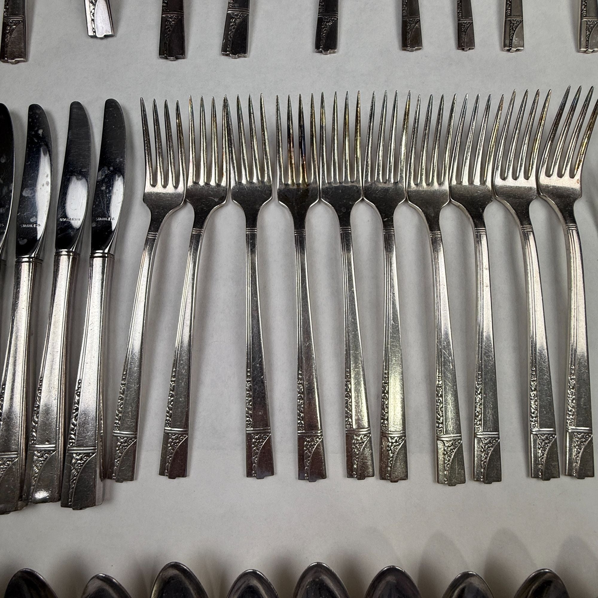 Vintage 1937 Oneida Nobility Plate Caprice Flatware 85 pieces