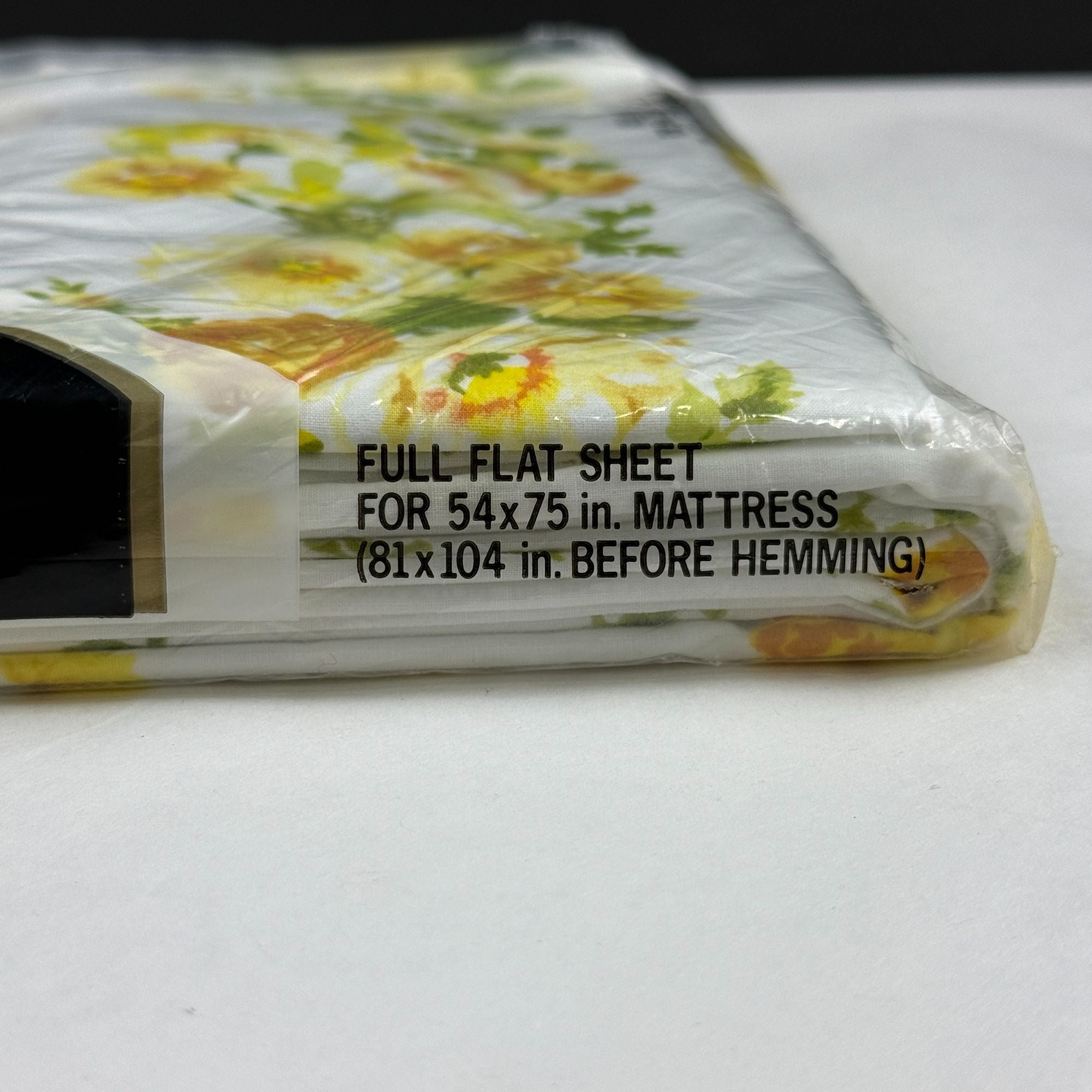 Vintage Tastemaker Percale Full Flat Sheet Yellow Flowers Summer Afternoon NEW