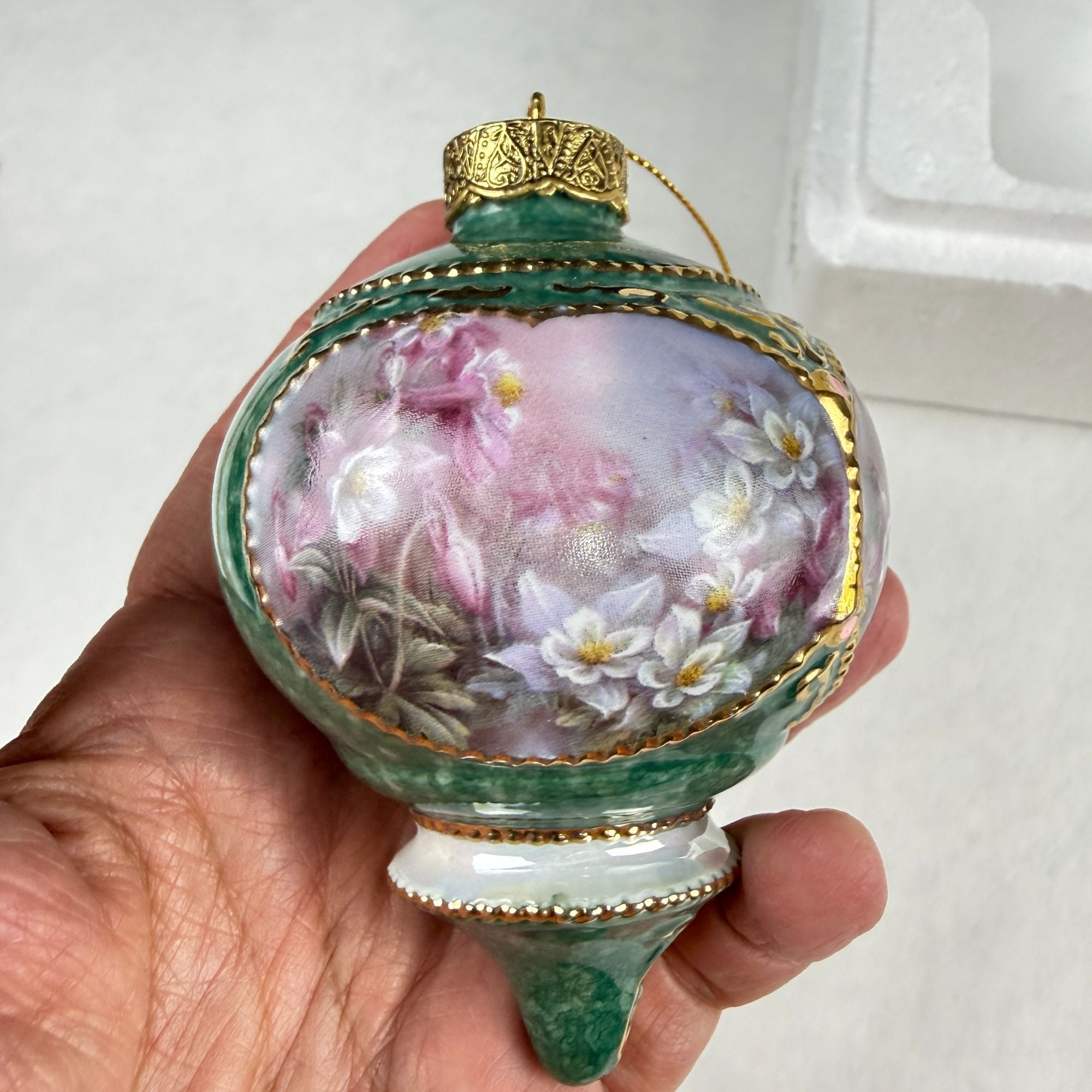 Lena Lius Treasury Of Jeweled Hummingbirds Ornaments 1998 Limited Edition Porcelain Set Of 2