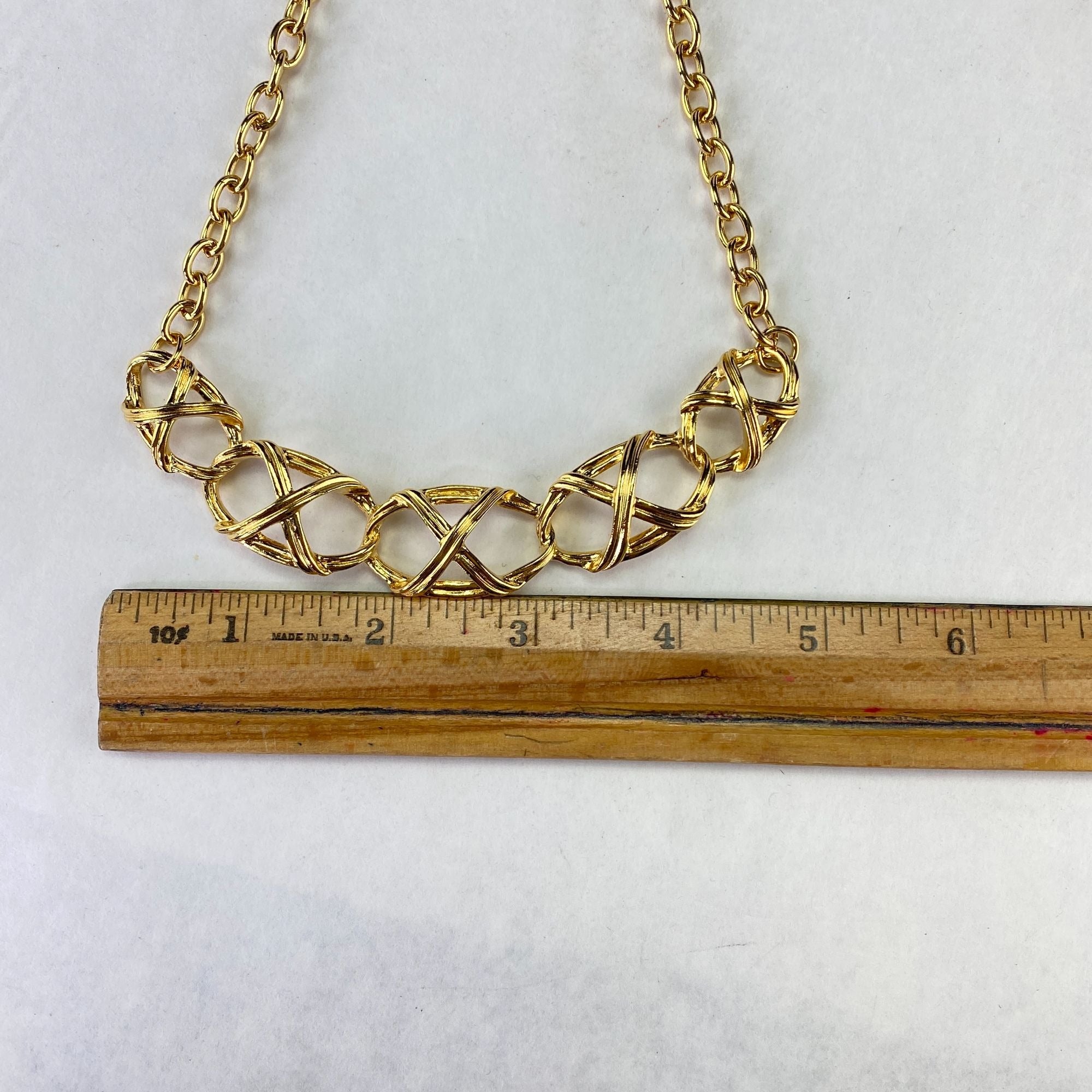 Vintage Avon 1992 Bamboo Trellis Gold Tone Chain Choker Necklace With Box