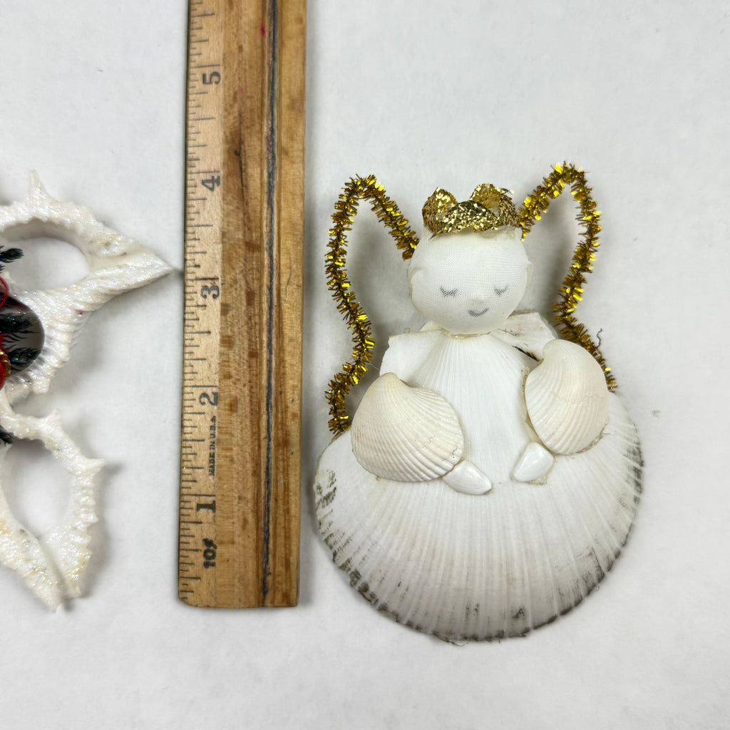 Vintage Hand Made Sea Shell Christmas Ornaments Lot Of 2