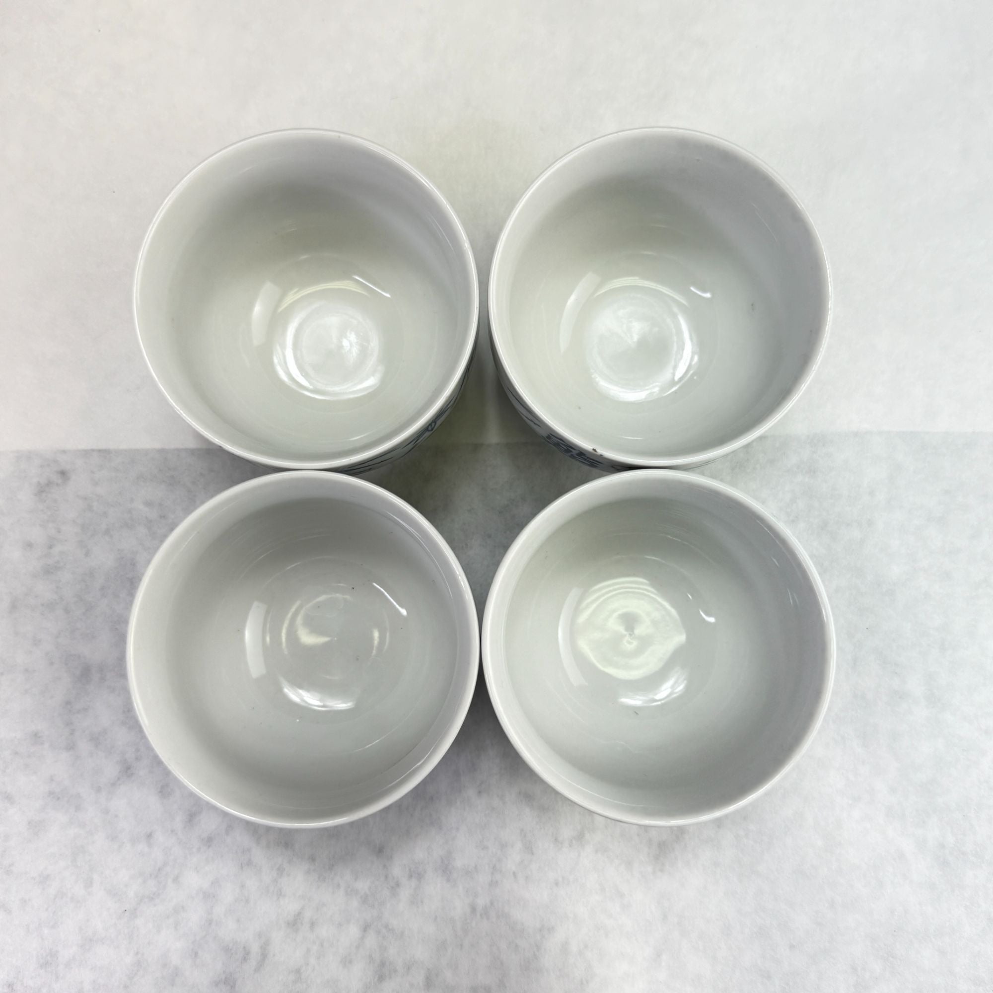 Vintage Porcelain Asian Motif Teapot With 4 Cups Made In Japan