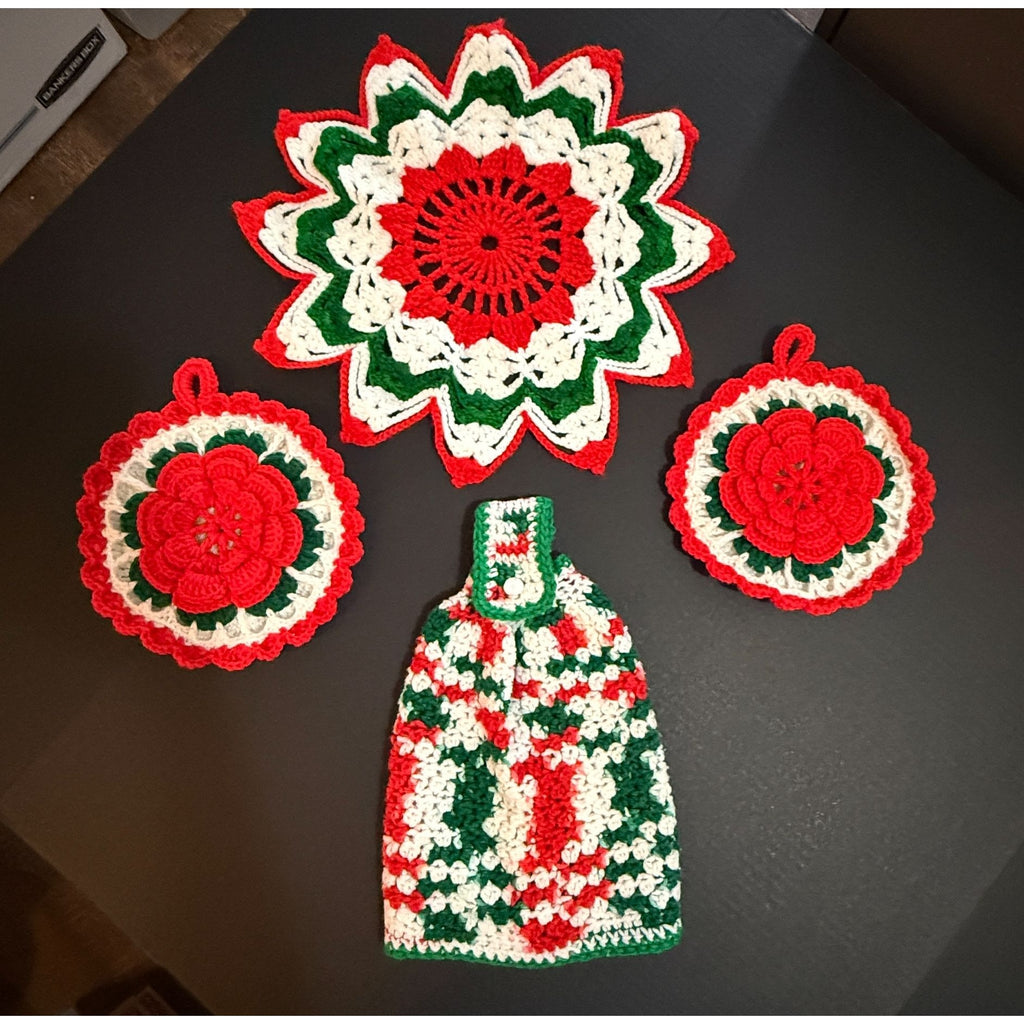 Vintage Handmade Crochet Christmas Kitchen Set 4 Pc Potholder Doily Towel
