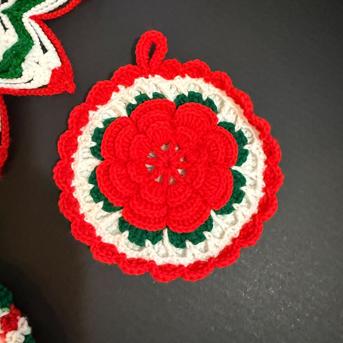 Vintage Handmade Crochet Christmas Kitchen Set 4 Pc Potholder Doily Towel
