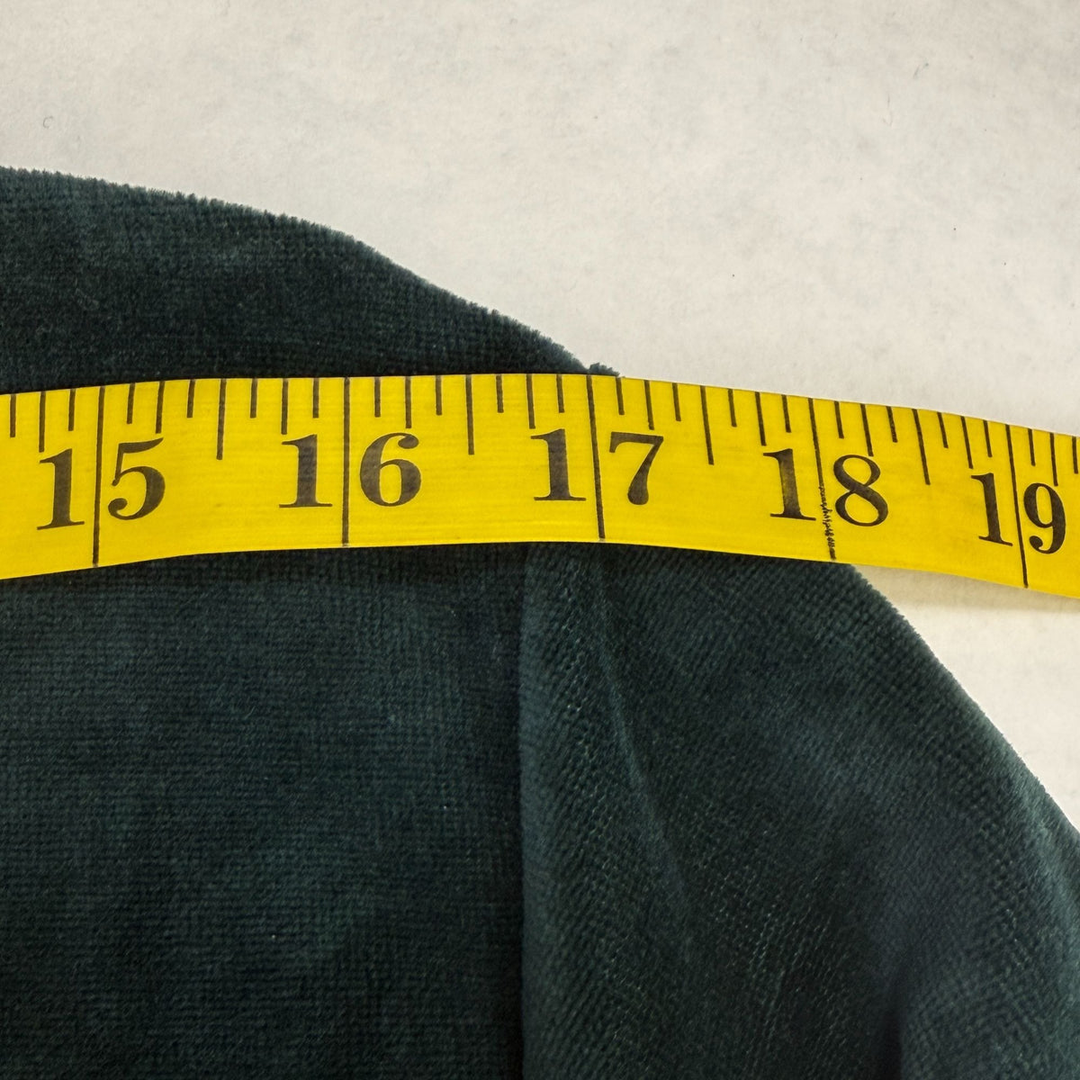 Vintage Chesterfield Velour Crew Neck Pullover Dark Green Adult Medium
