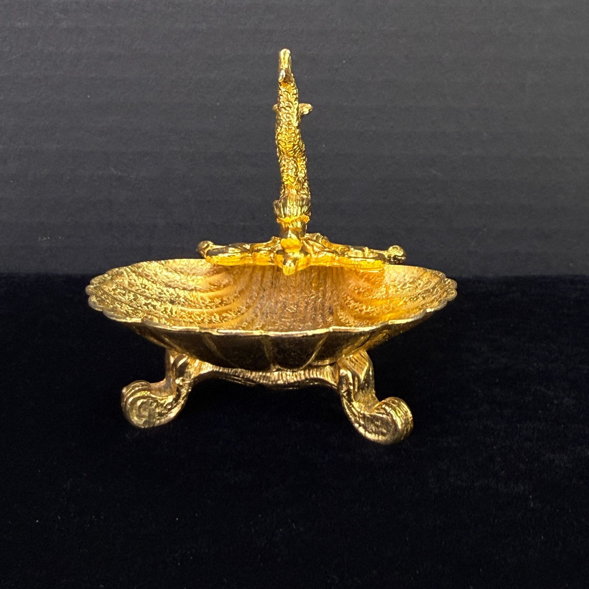 Vintage Gold Tone Asian Fish and Clam Shell Trinket Ring Dish