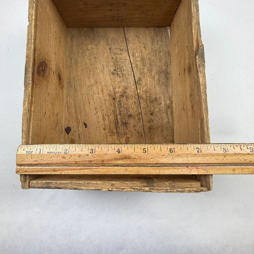 Vintage Asbestos Dover Mfg Sad Irons No 70 Wood Box