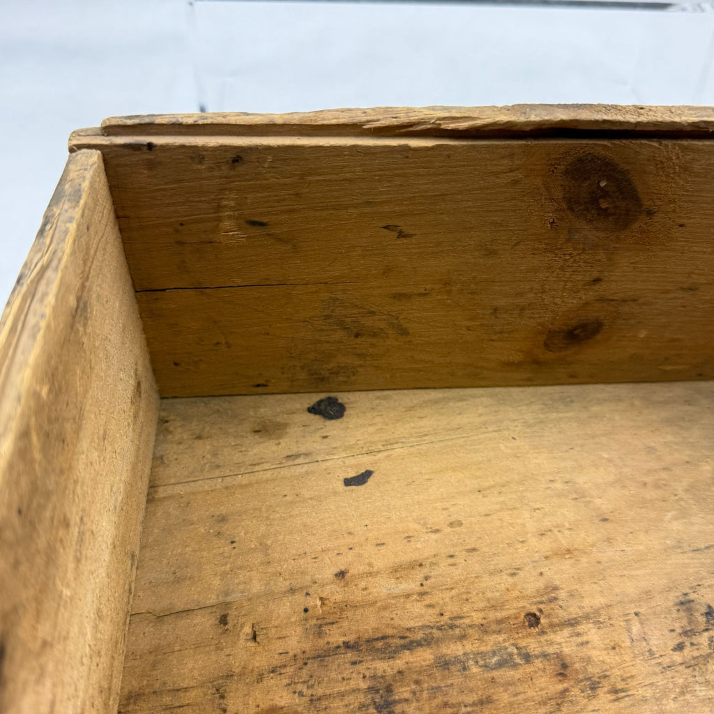 Vintage Asbestos Dover Mfg Sad Irons No 70 Wood Box