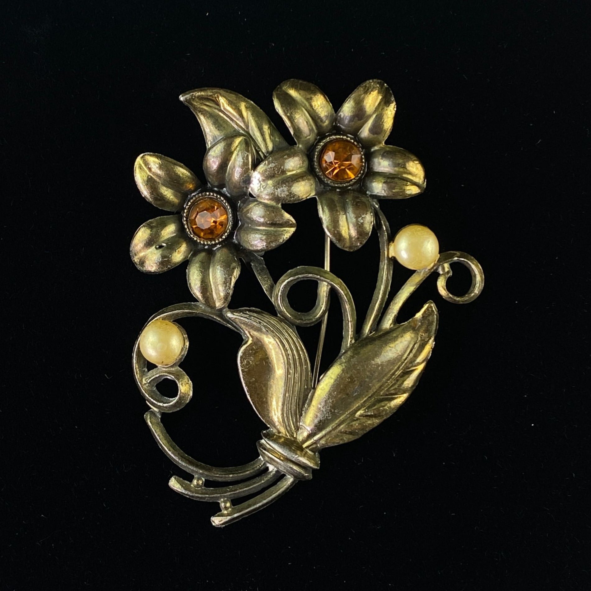 Vintage Little Nemo LN 25 Flower Rhinestone Faux Pearl Brooch Pin