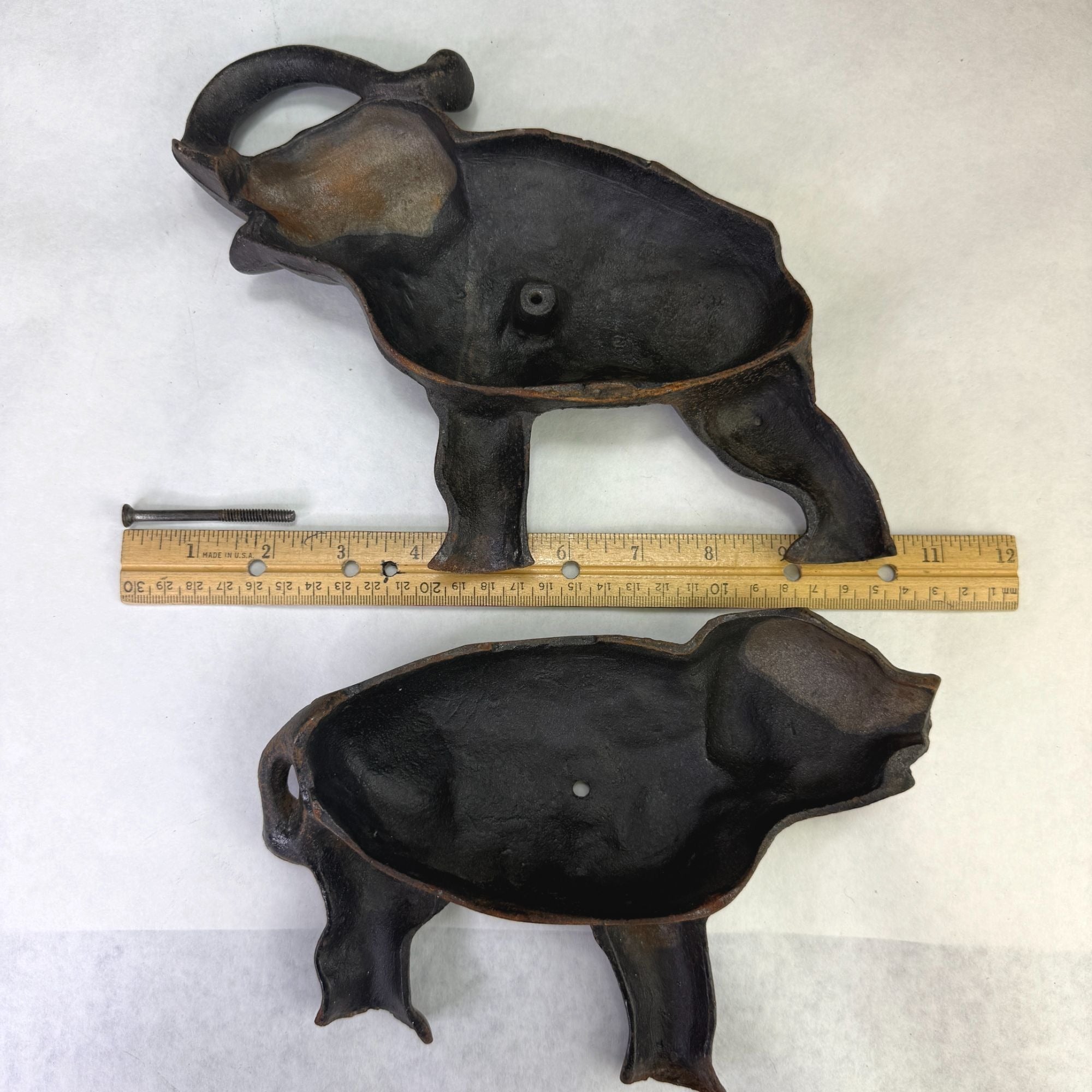 Vintage Cast Iron Metal Elephant Coin Bank