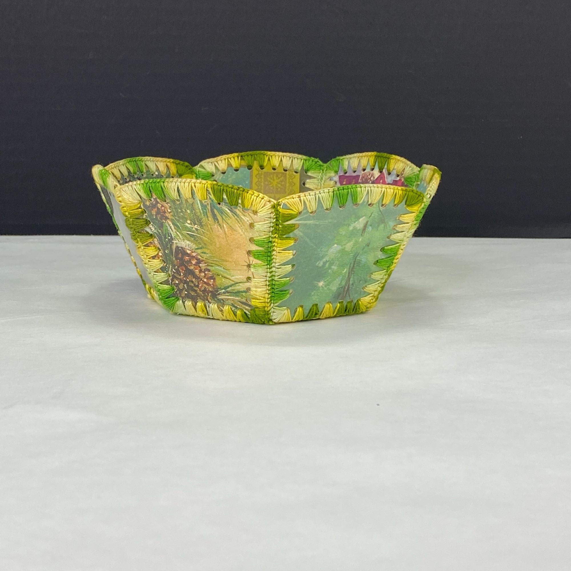 Vintage Retro Crochet Christmas Card Bowl Basket