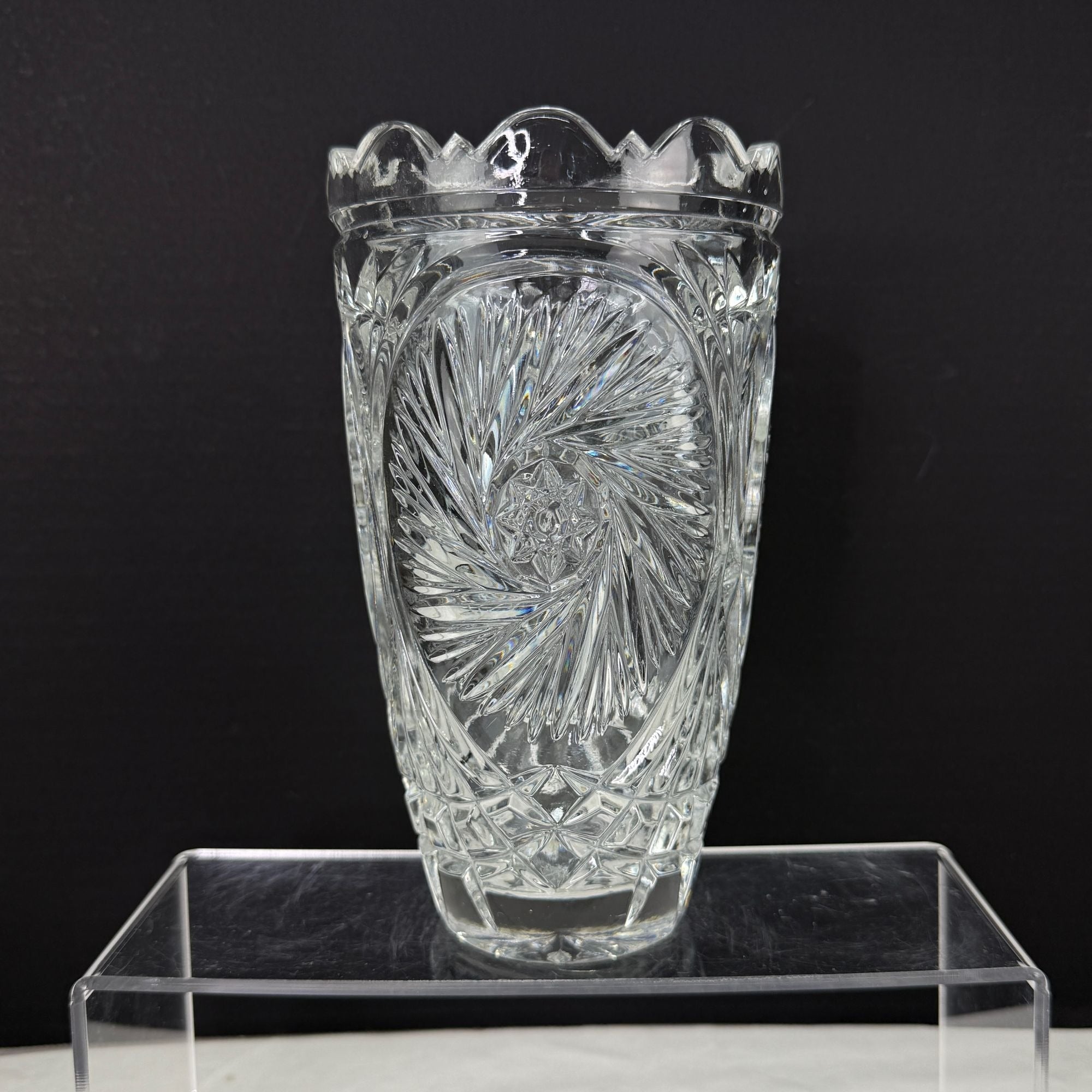 Vintage Lead Crystal Glass Vase Whirling Pinwheel Star
