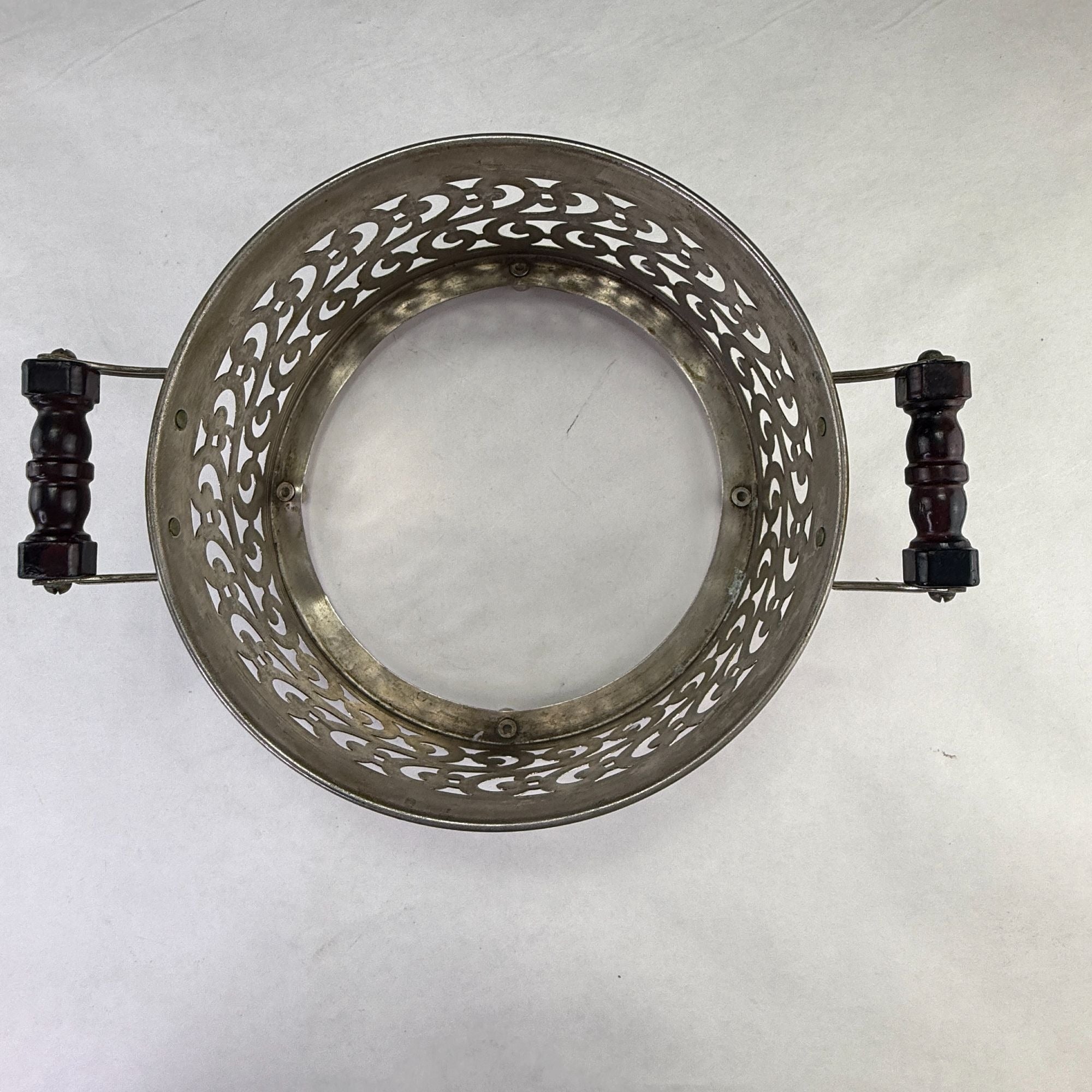 Vintage Manning Bowman Filigree Silverplate Serving Dish Ring With Handles