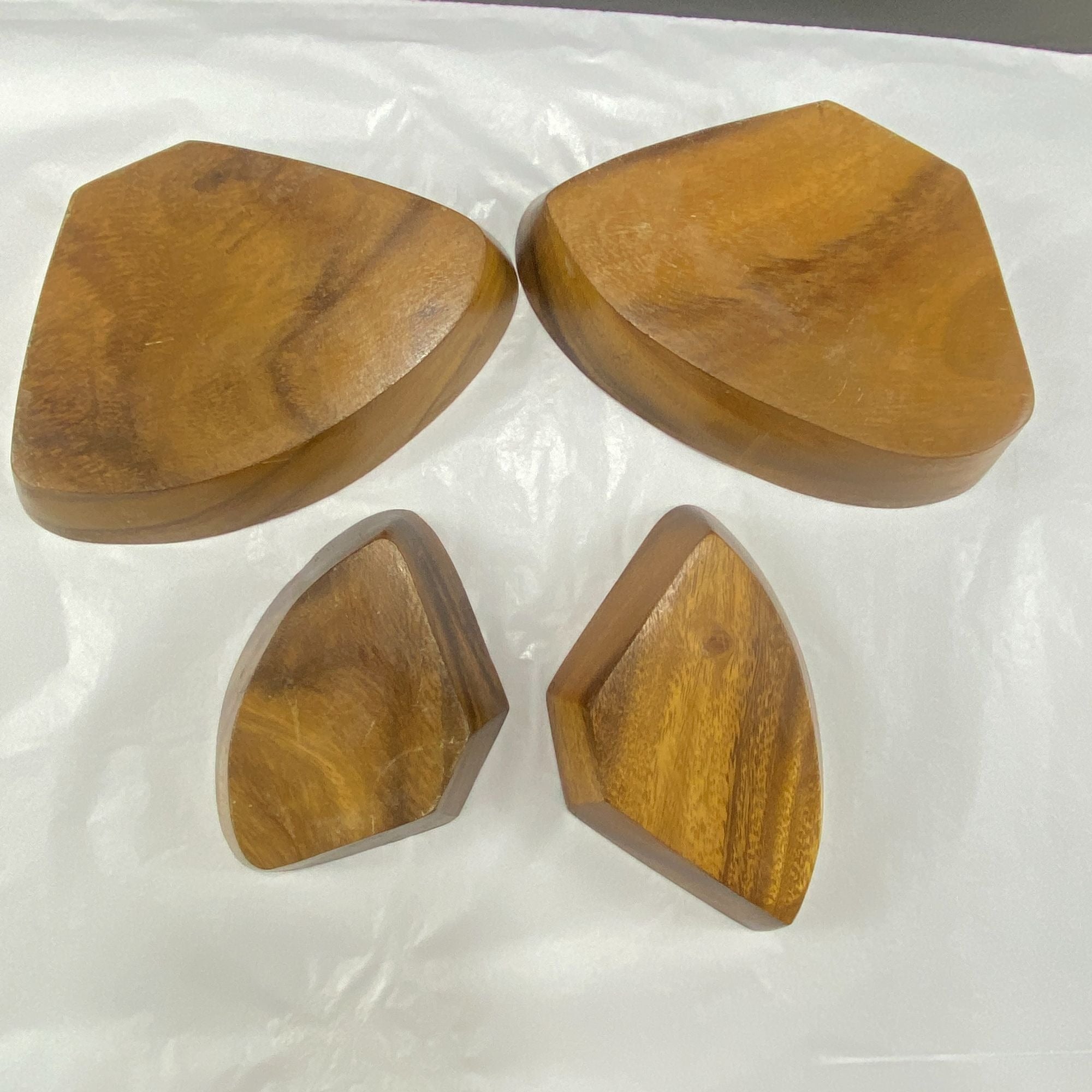 Vintage Monkey Pod Style Wood Triangle Nut Candy Trinket Bowls Set Of 4