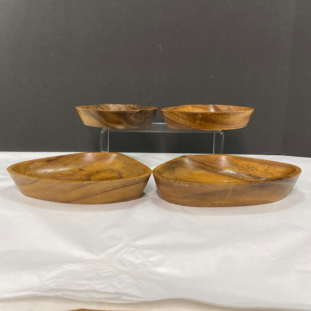 Vintage Monkey Pod Style Wood Triangle Nut Candy Trinket Bowls Set Of 4