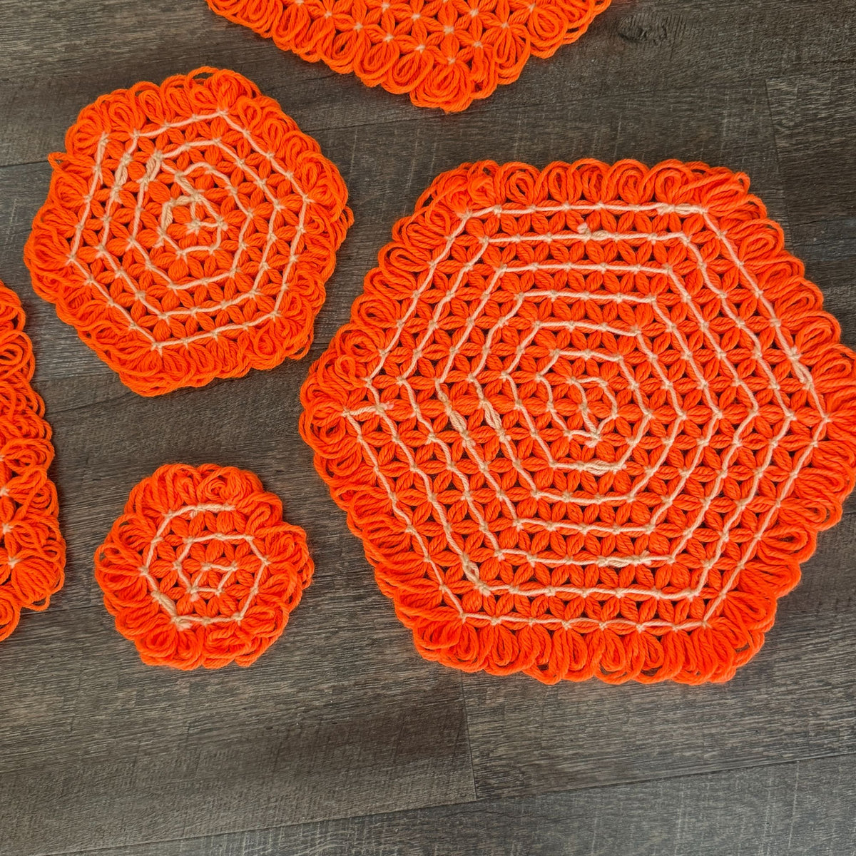 Retro Orange Crochet Placemats Trivets Coasters 10 Piece Kitchen Table Set