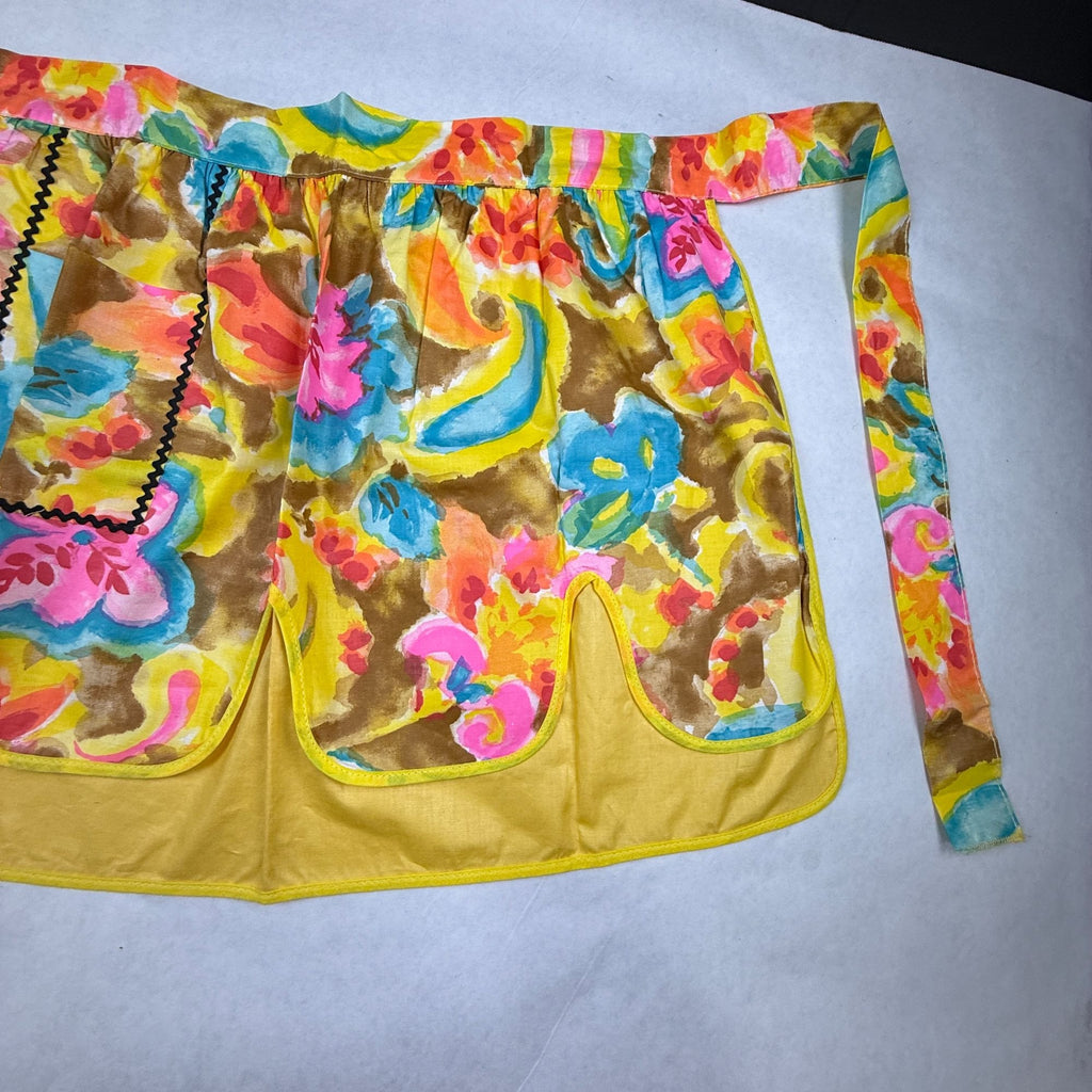 Vintage Handmade Reversible Half Apron With Pockets In Bright Floral Design