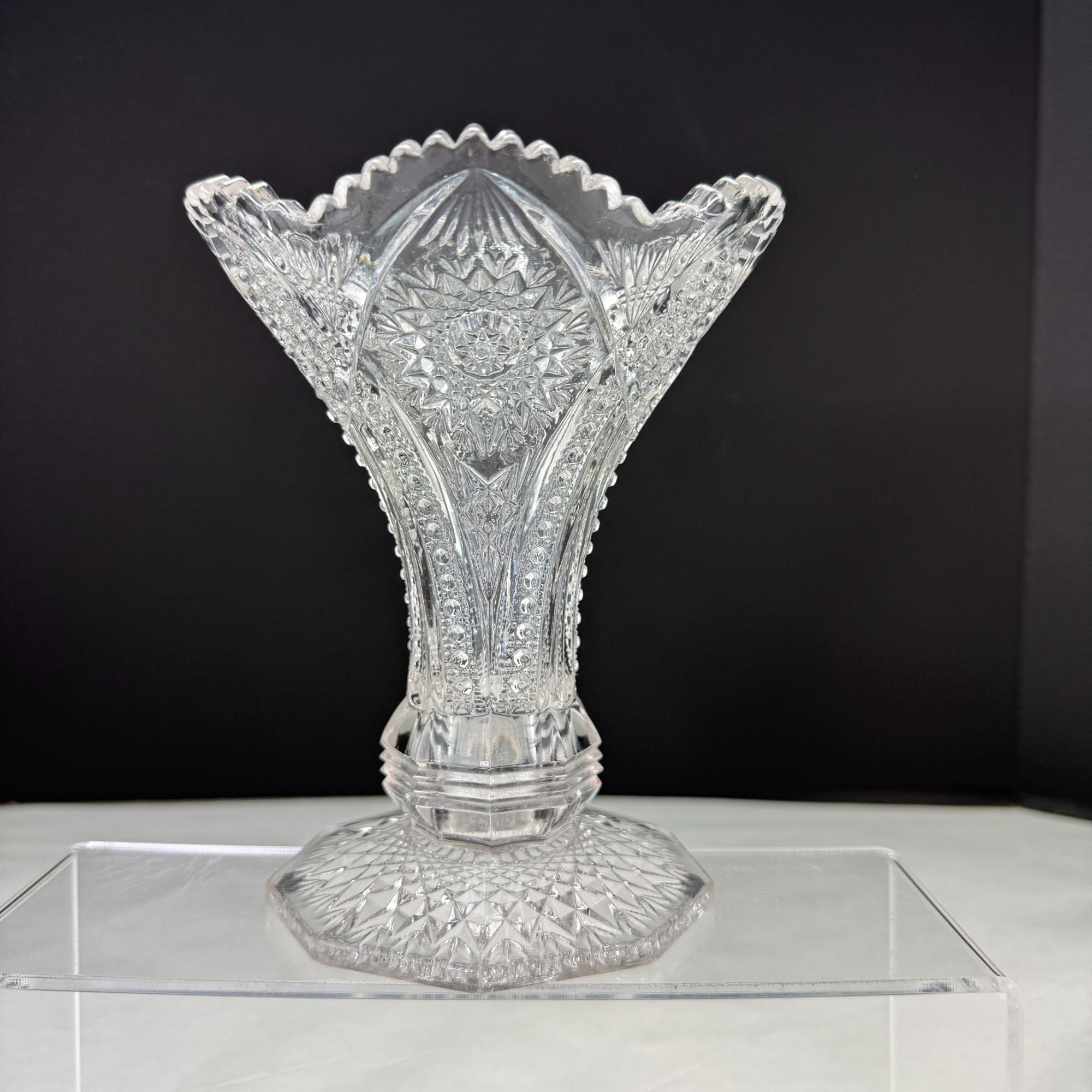 Vintage Glass Trumpet Vase Scalloped Sawtooth Edge