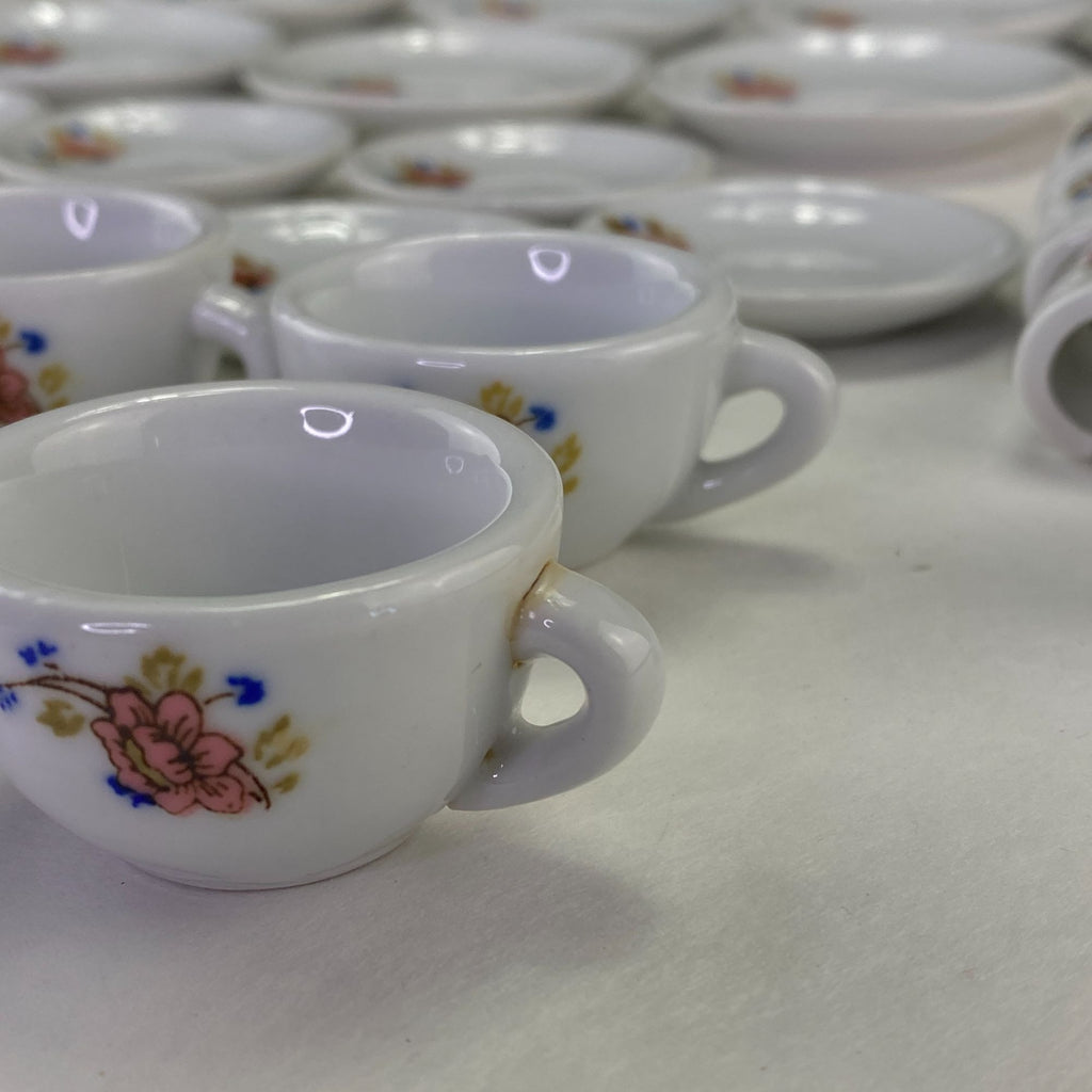 Vintage Strombecker Pretend Play Mini Dish Set 32 Pcs With Floral Design