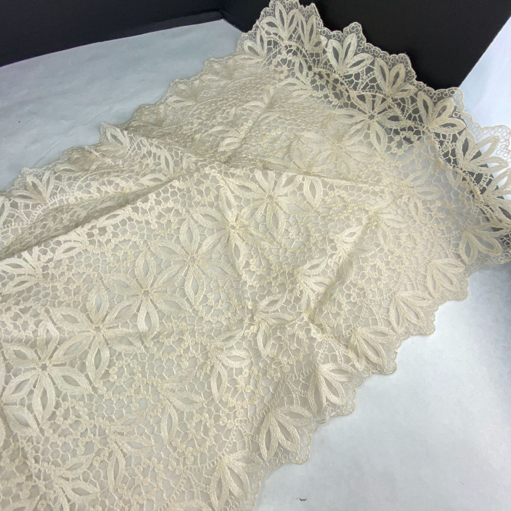 Vintage A Kaye Walt Creation Embroidered Doily and Runner Lace Set of 2