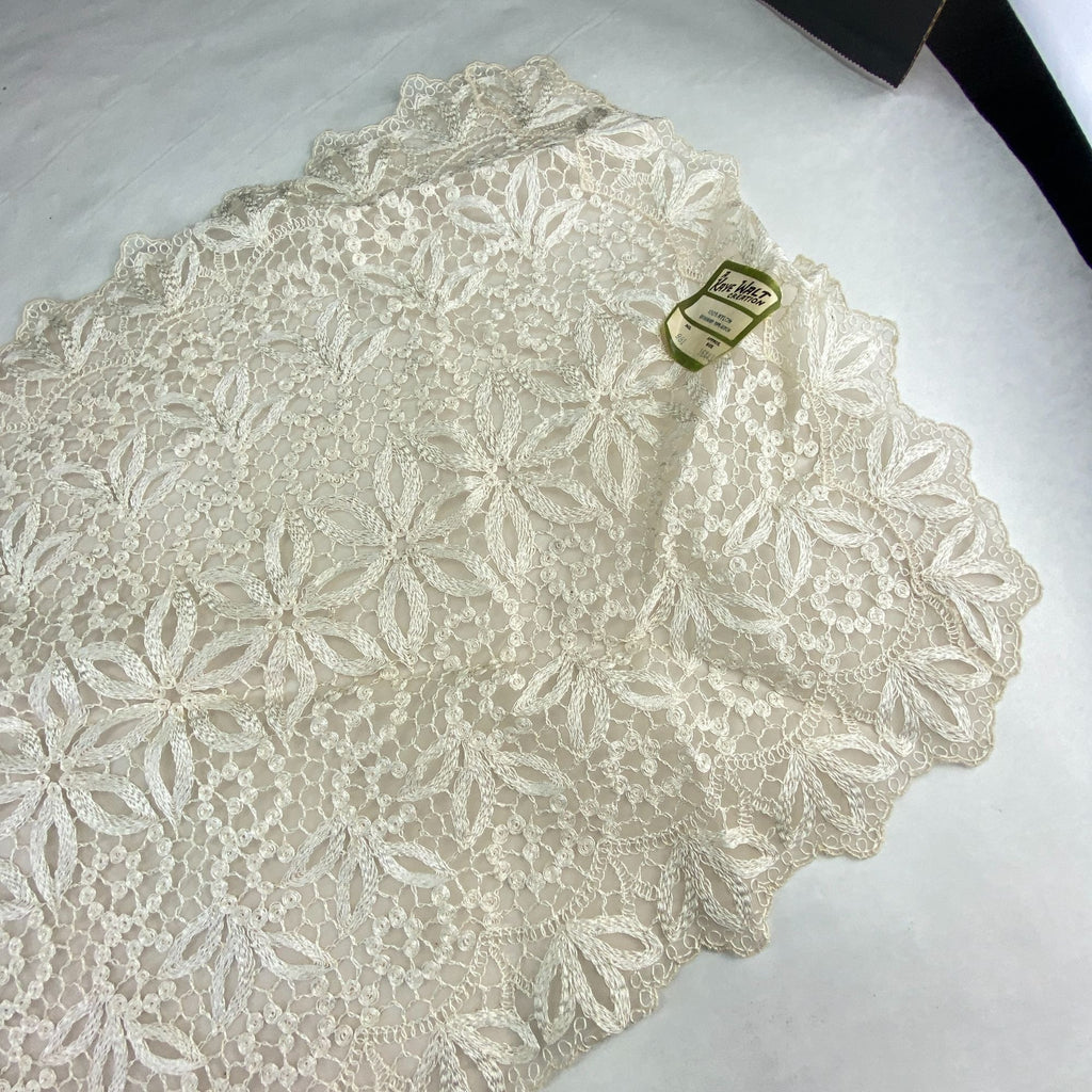 Vintage A Kaye Walt Creation Embroidered Doily and Runner Lace Set of 2