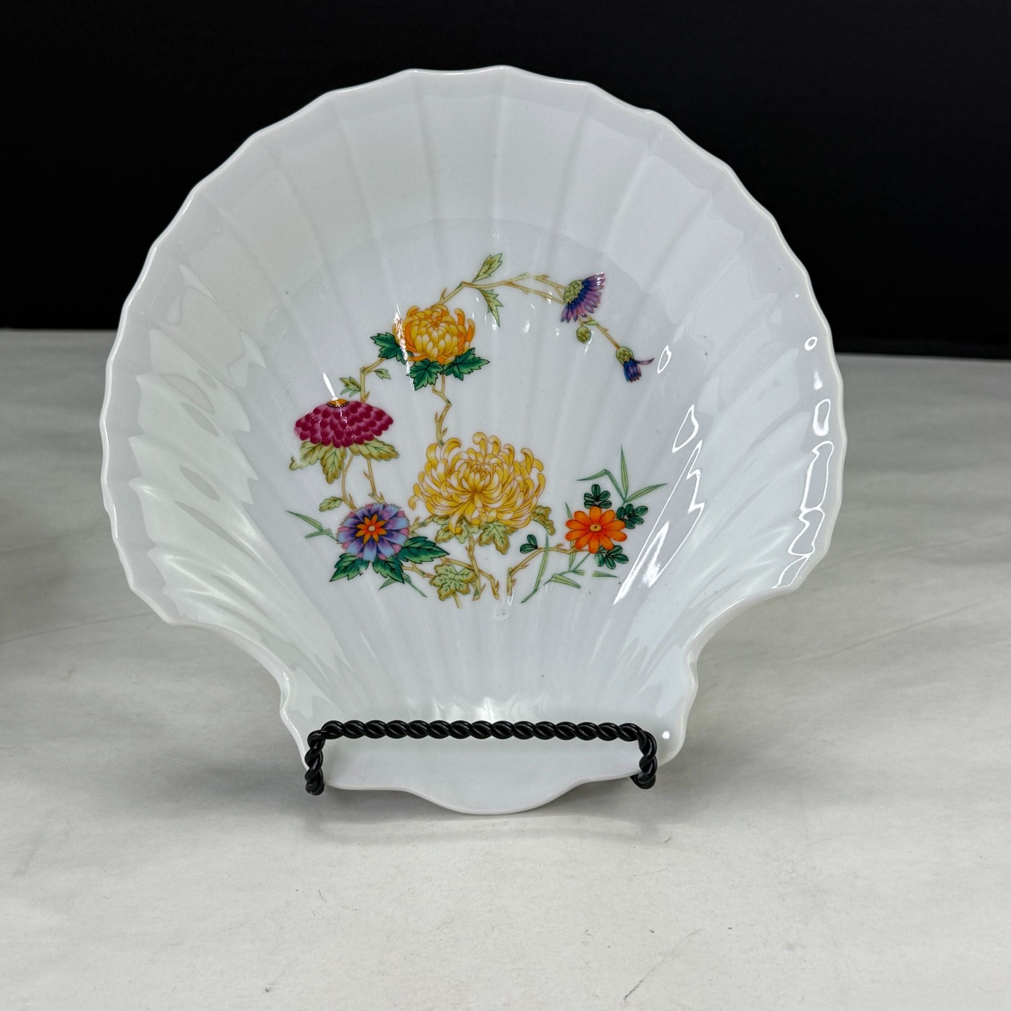 Vintage Takahashi Japan Vintage Clam Shell Floral Bowls Set of 4