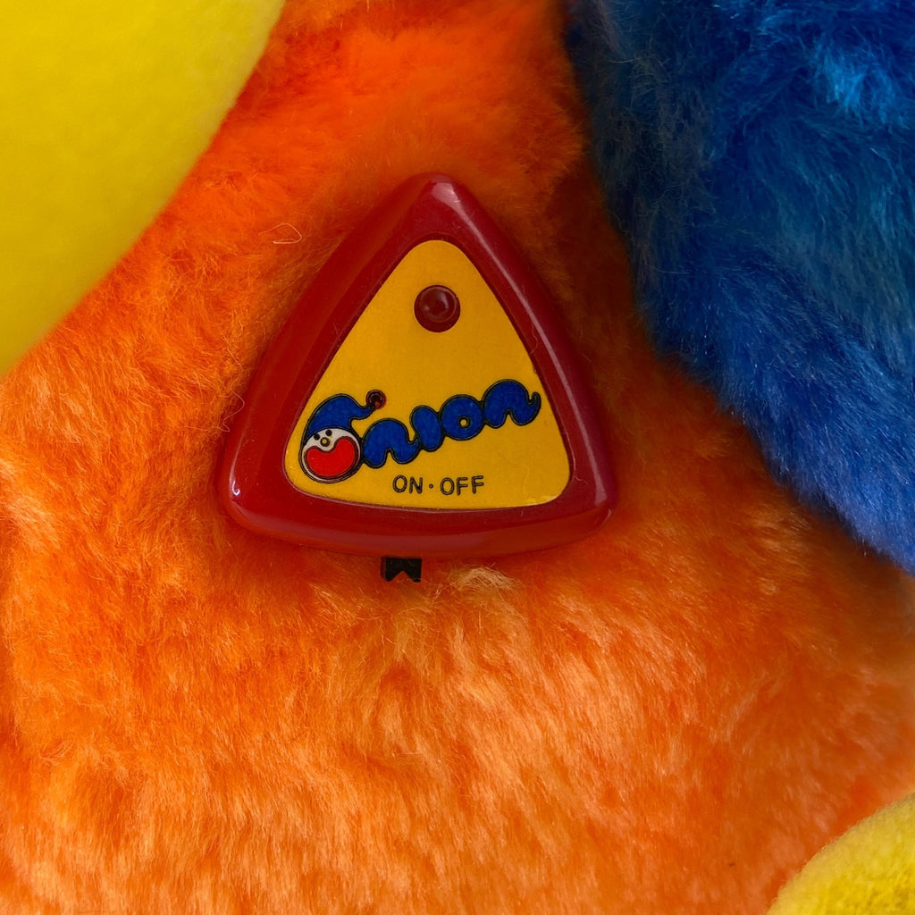 Vintage Toucan Bird Plush Squawks Back with Noise Sensor