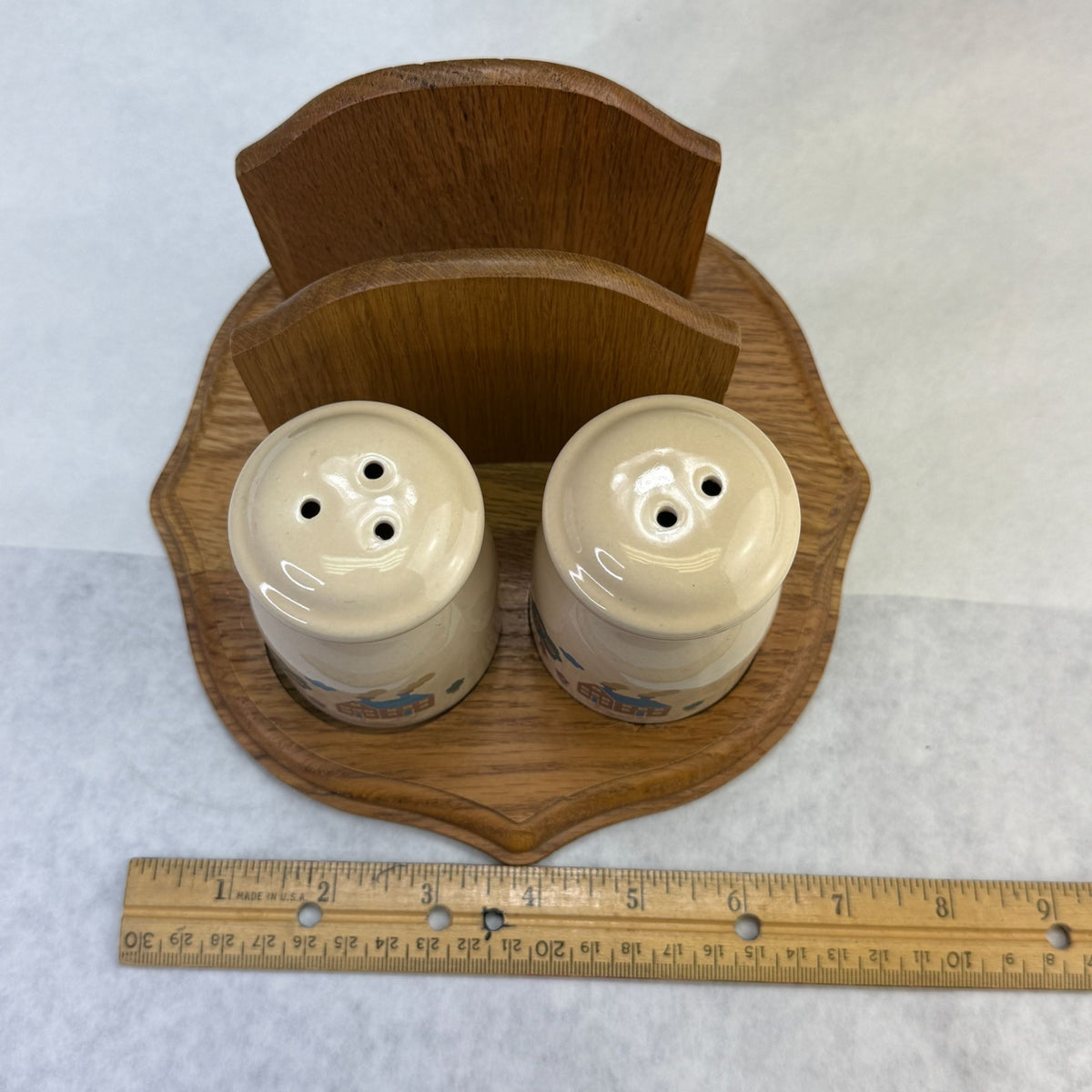 Vintage Americana Folk Art Salt & Pepper Shaker Set With Wooden Napkin Holder