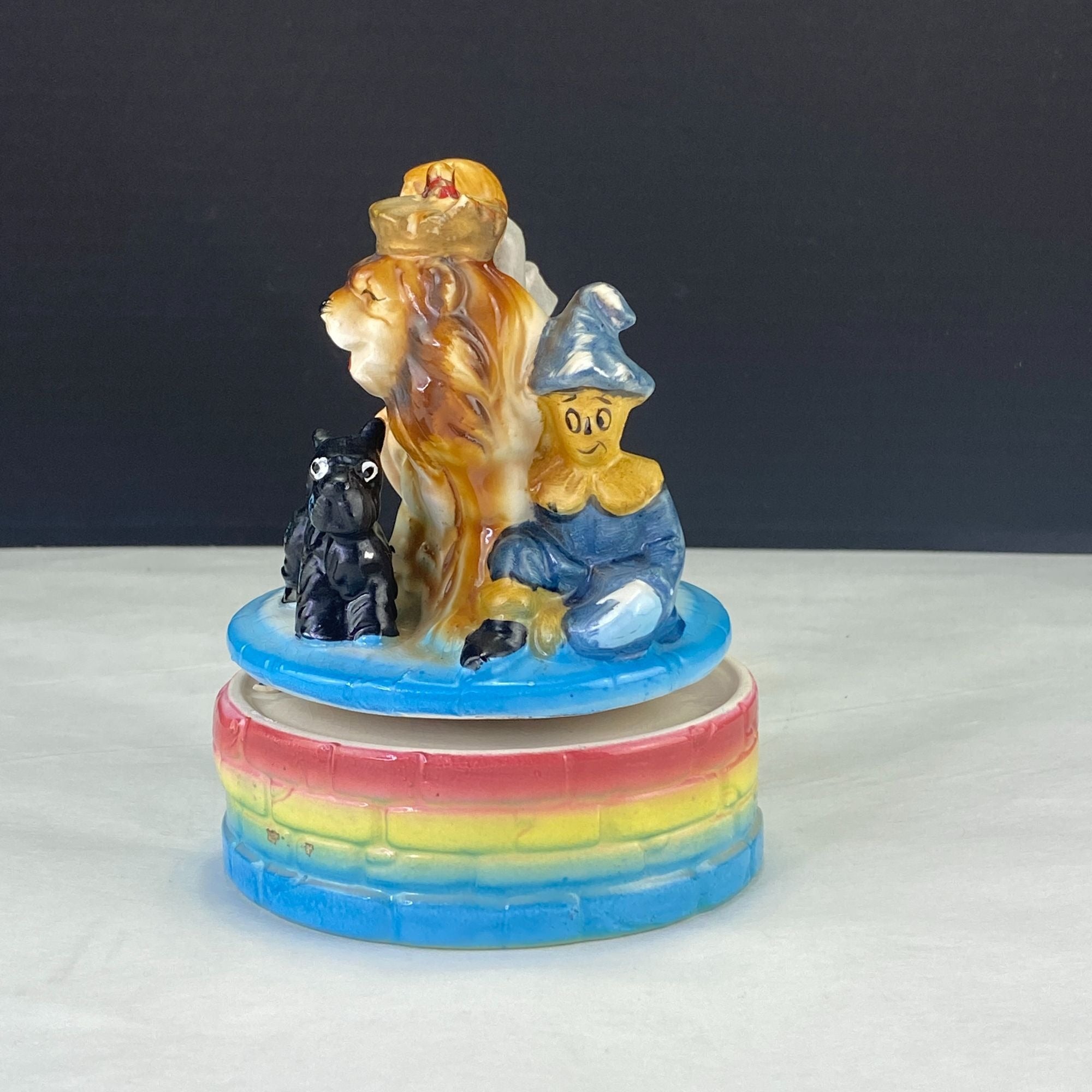 Vintage Wizard of Oz Ceramic Music Box Fuji Japan