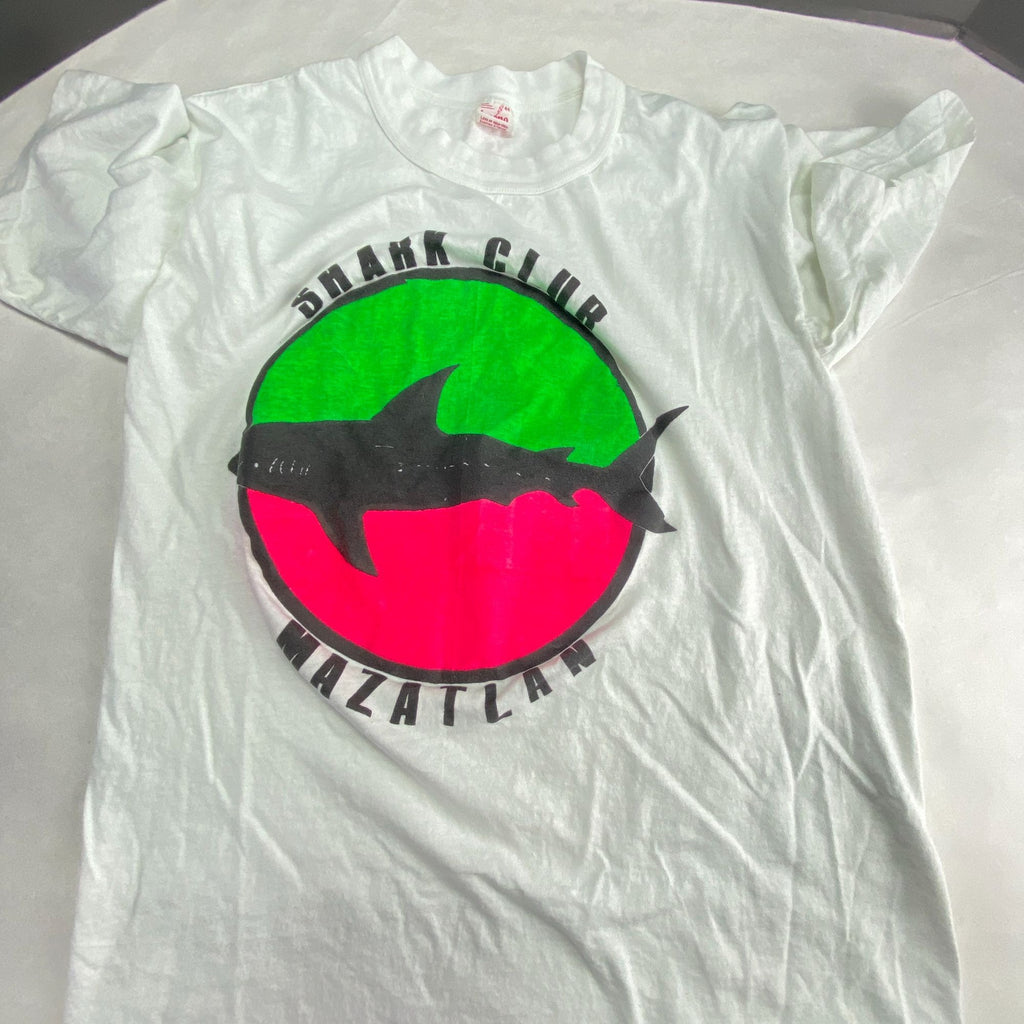 Vintage Shark Club Mazatlán Single Stitch T Shirt Size 44