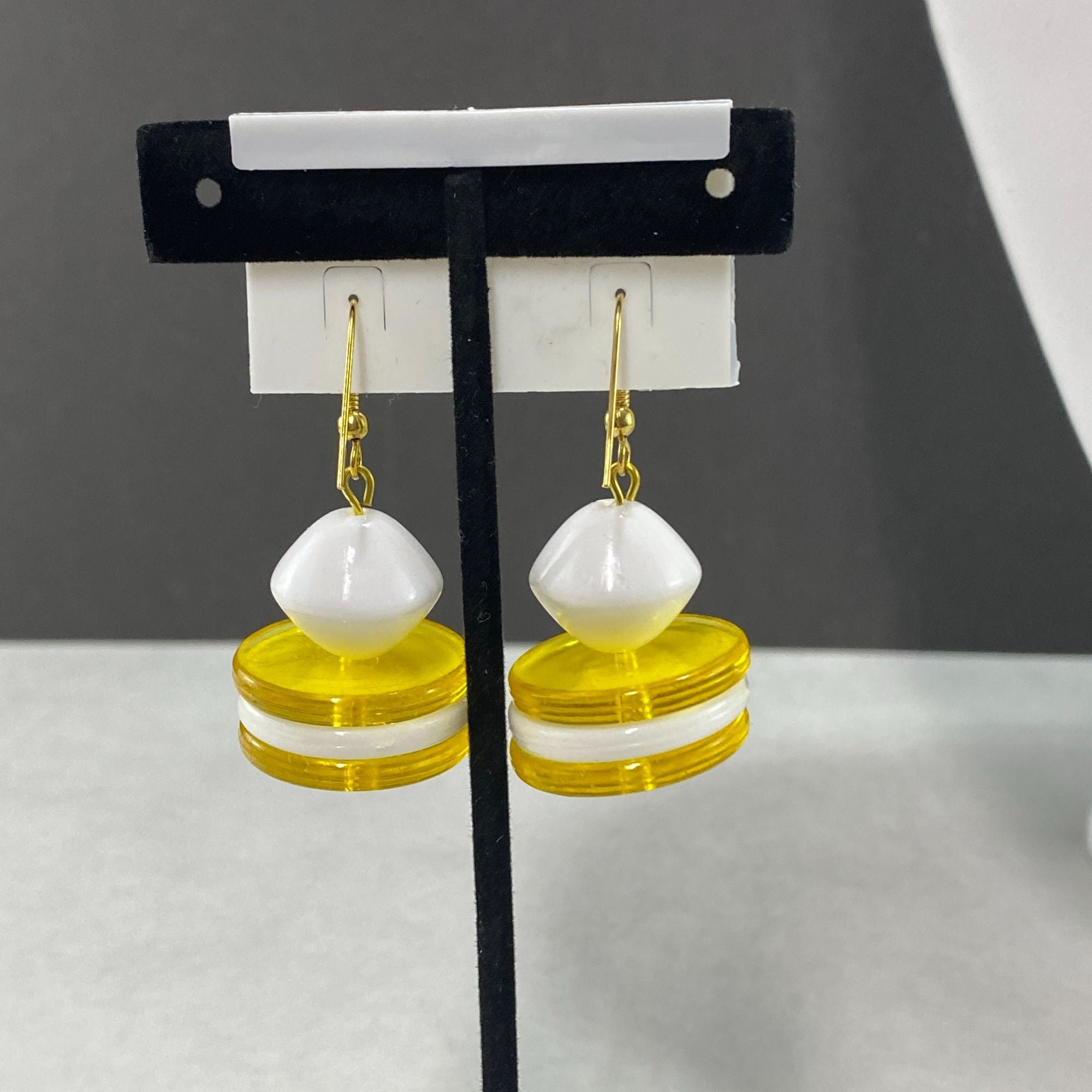 Vintage 90s Necklace & Earrings Set Yellow/White Disc Beads NOS